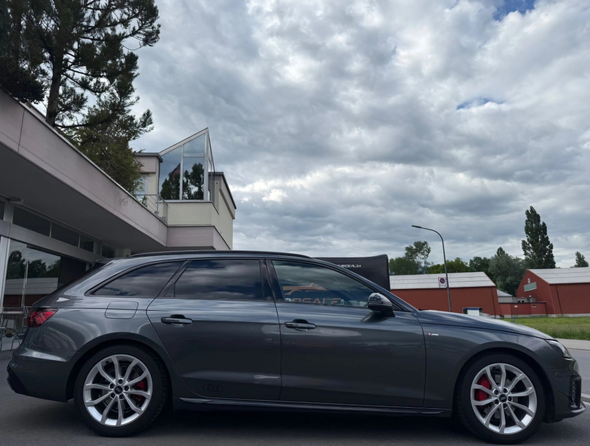 AUDI 40 TFSI S line competition S-tronic quattro-image-3