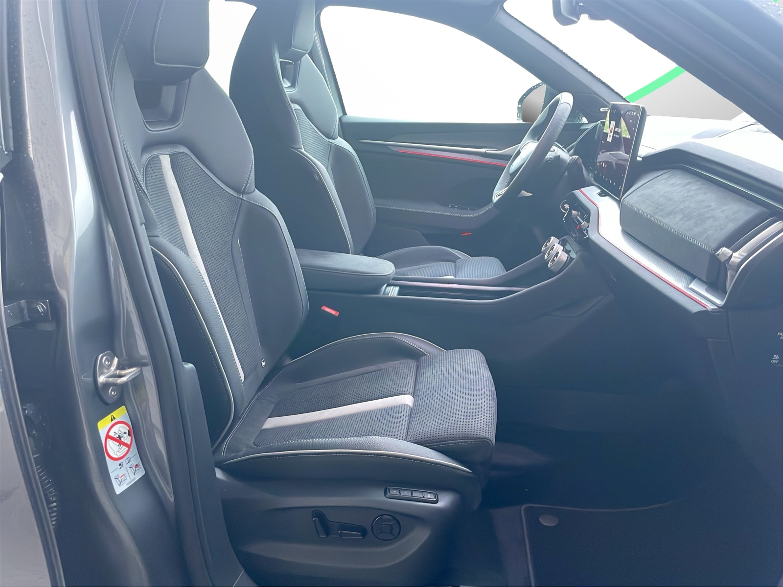 SKODA Kodiaq 2.0 TDI Sportline 4x4-image-12
