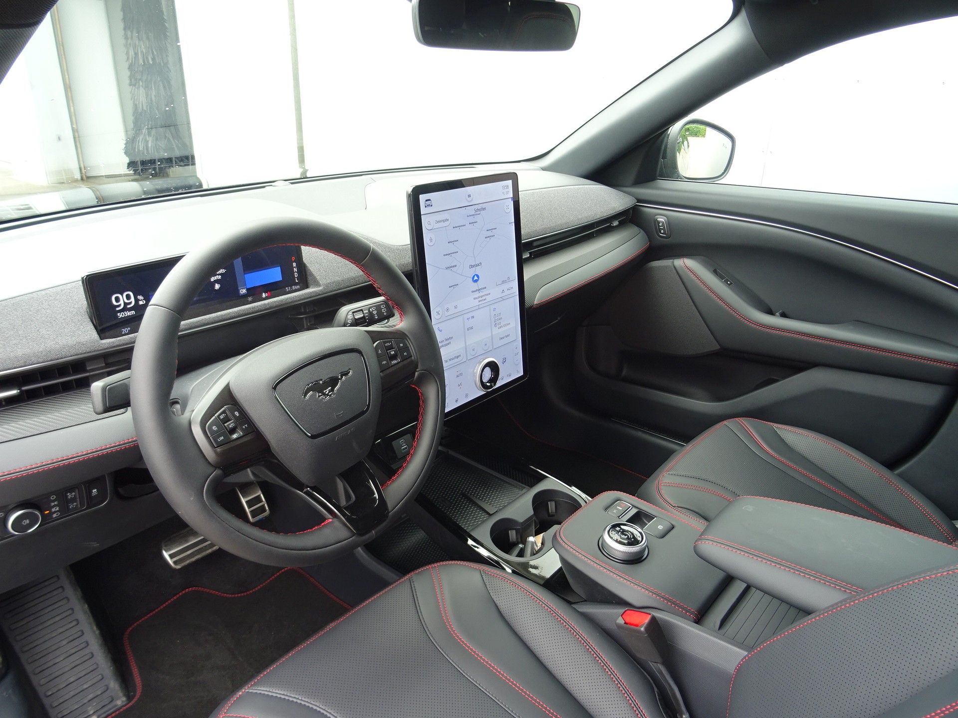 FORD Mustang Mach-E Extended AWD-image-6
