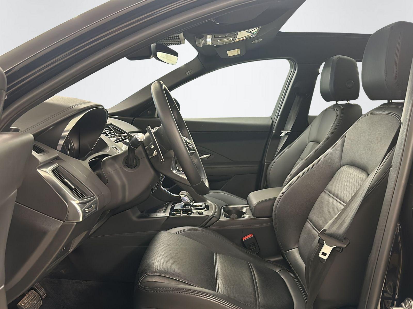 JAGUAR E-Pace 2.0 D I4 165 SE AWD-image-25