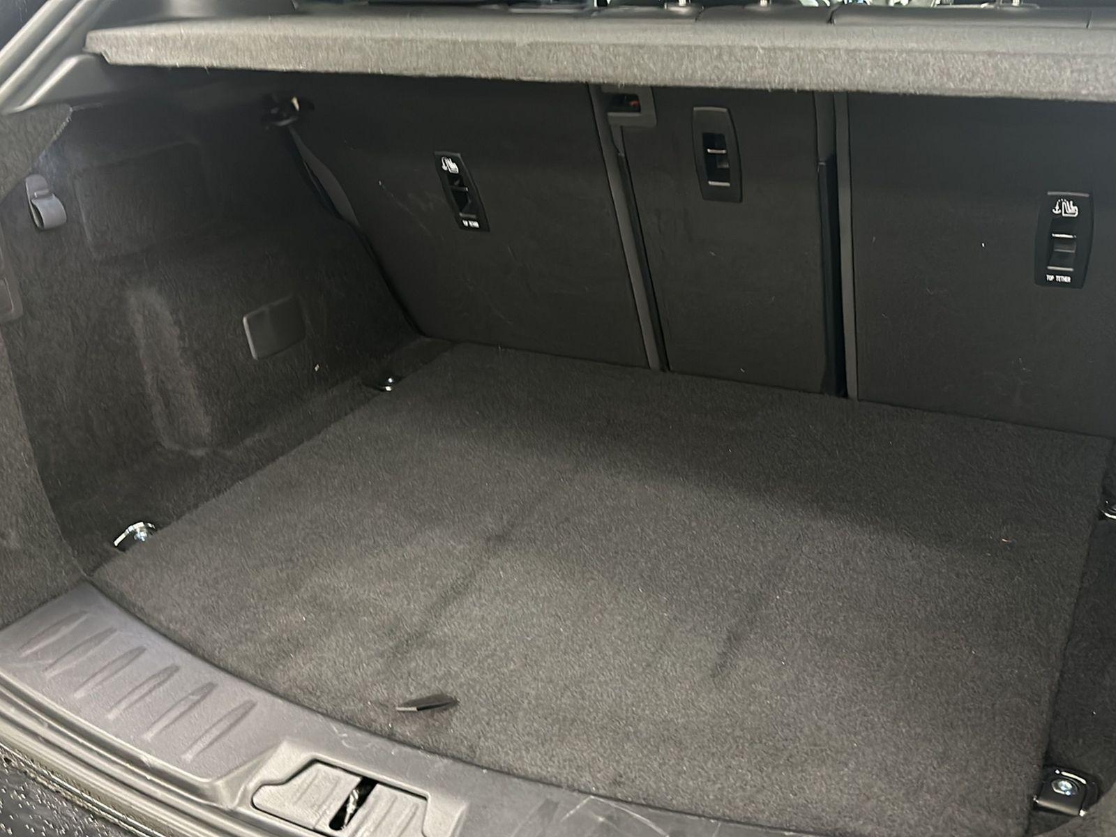 JAGUAR E-Pace 2.0 D I4 165 SE AWD-image-28