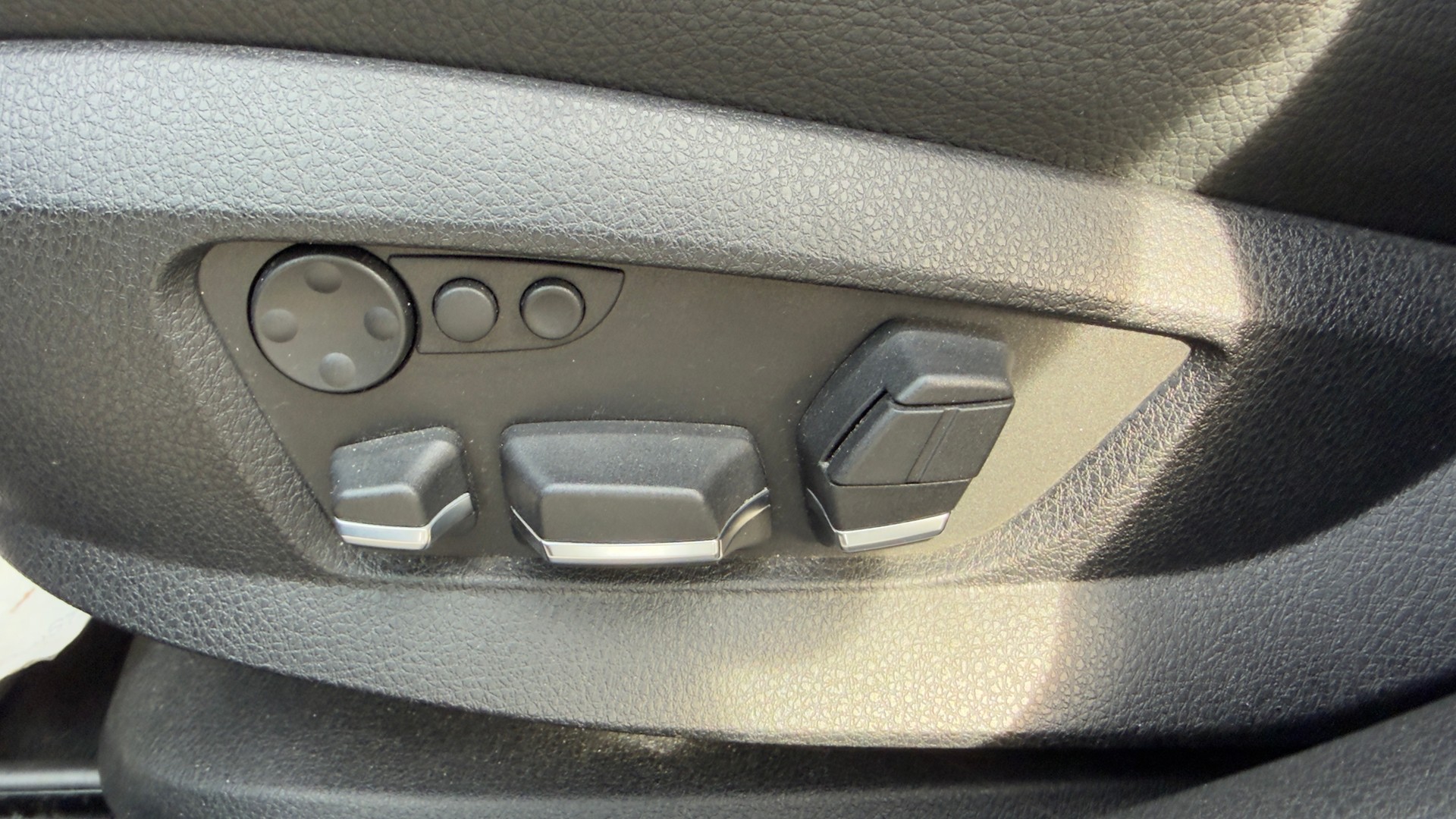 BMW 528i xDrive Steptronic-image-15