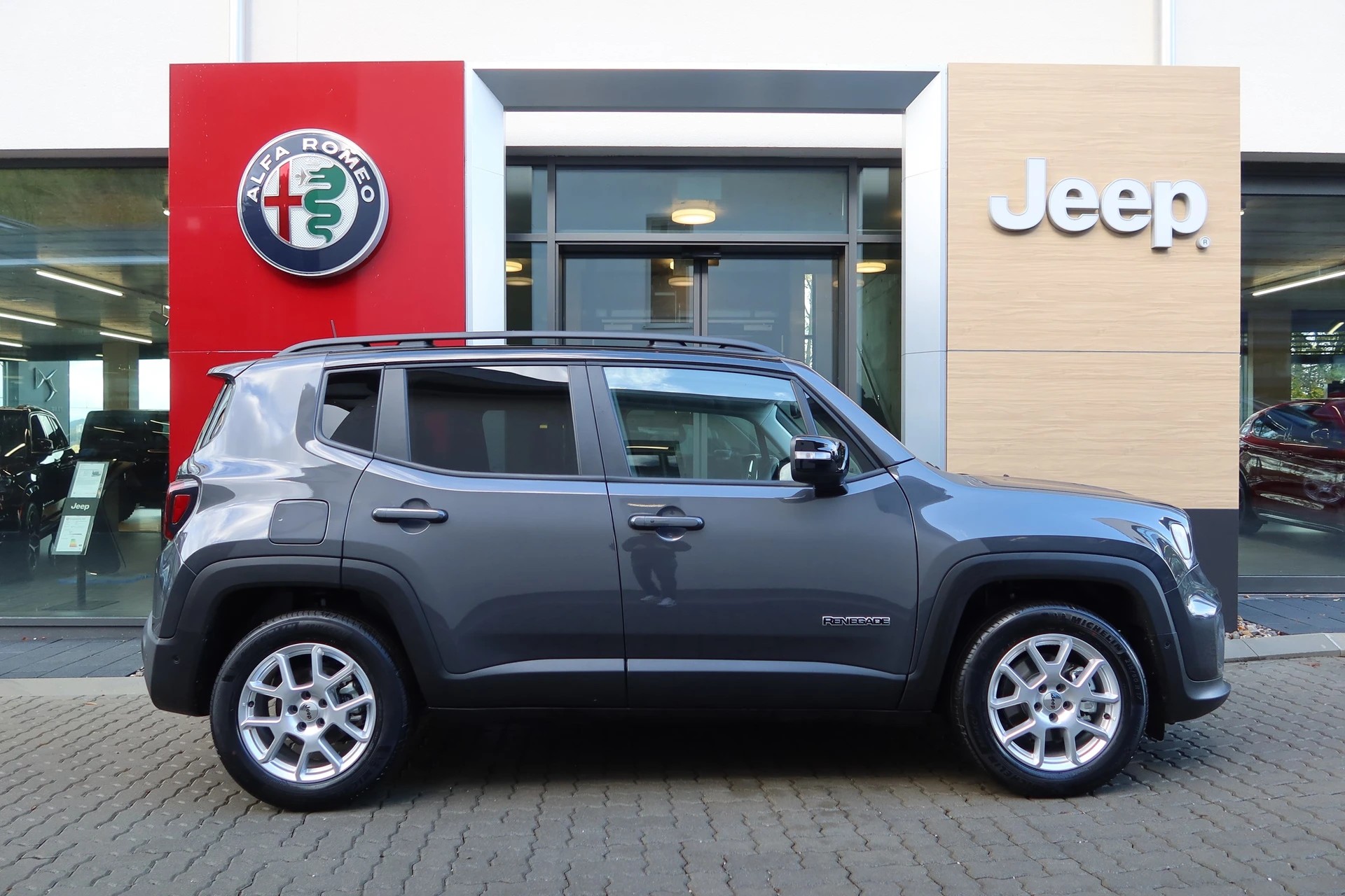 JEEP Renegade 1.5 MHEV Sw.Lim.-image-0