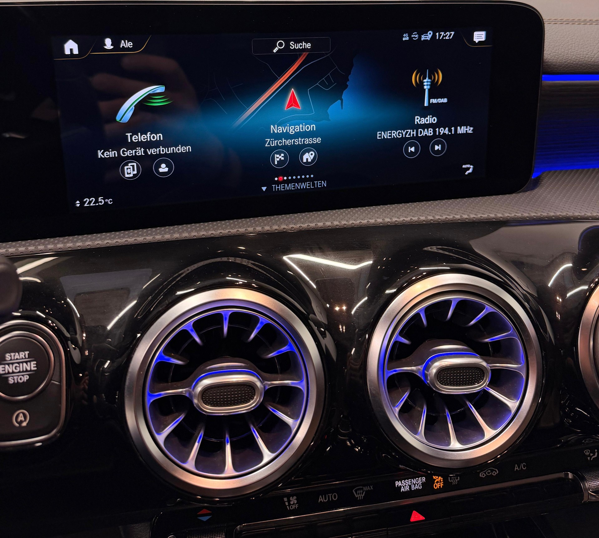 MERCEDES-BENZ CLA 35 AMG AERODYNAMIK ALL BLACK PERFORMANCE 4Matic 7G-DCT mit neuer Motor inkl 24 Monate Garantie-image-14