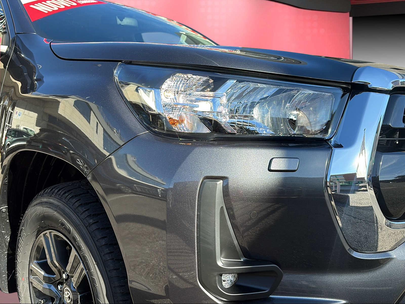 TOYOTA Hilux Double Cab.-Pick-up 2.8 D-4D 204 Style MHEV-image-12