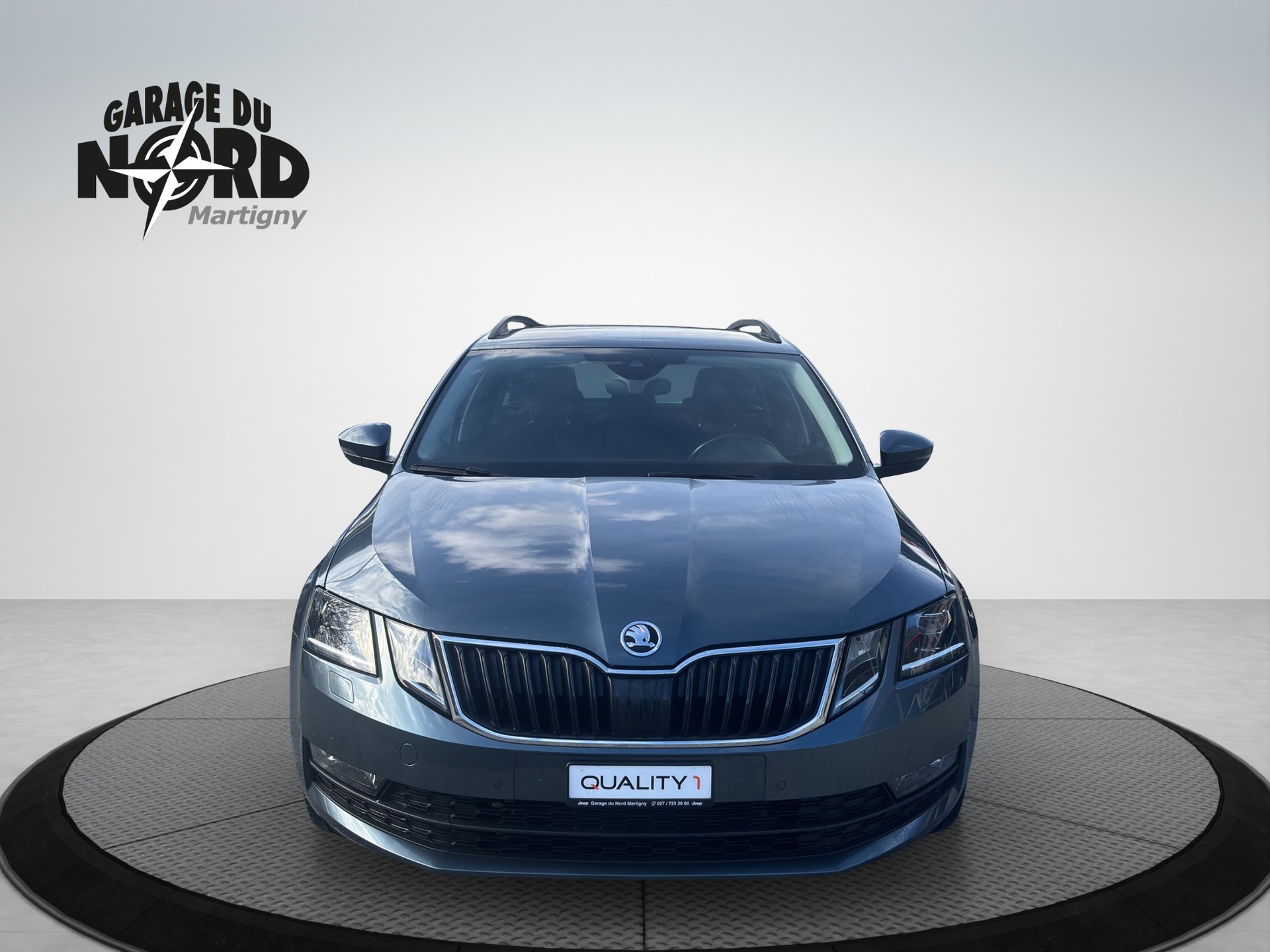 SKODA Octavia Combi 2.0 TSI Ambition 4x4 DSG-image-1
