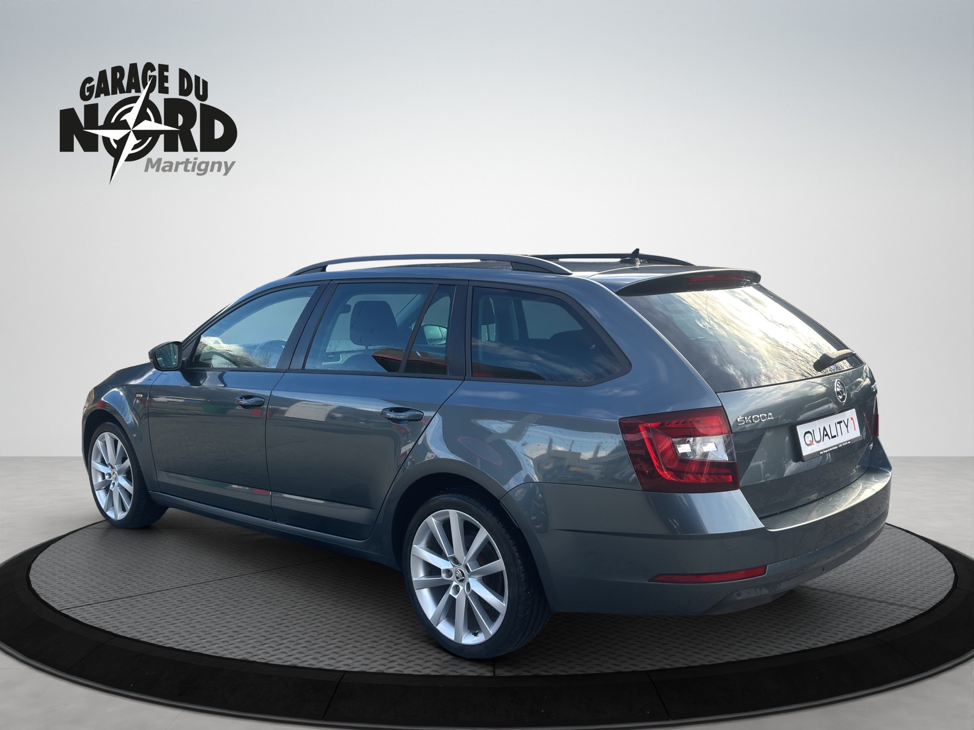 SKODA Octavia Combi 2.0 TSI Ambition 4x4 DSG-image-3