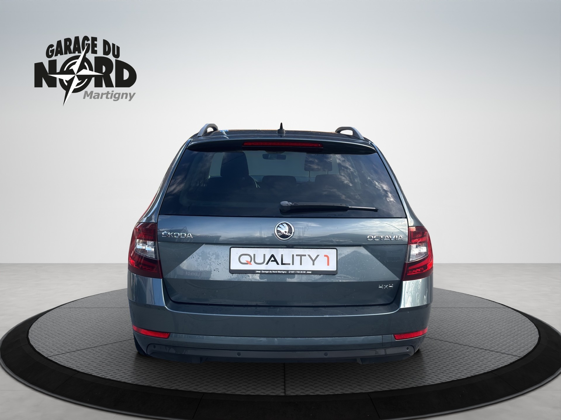 SKODA Octavia Combi 2.0 TSI Ambition 4x4 DSG-image-4