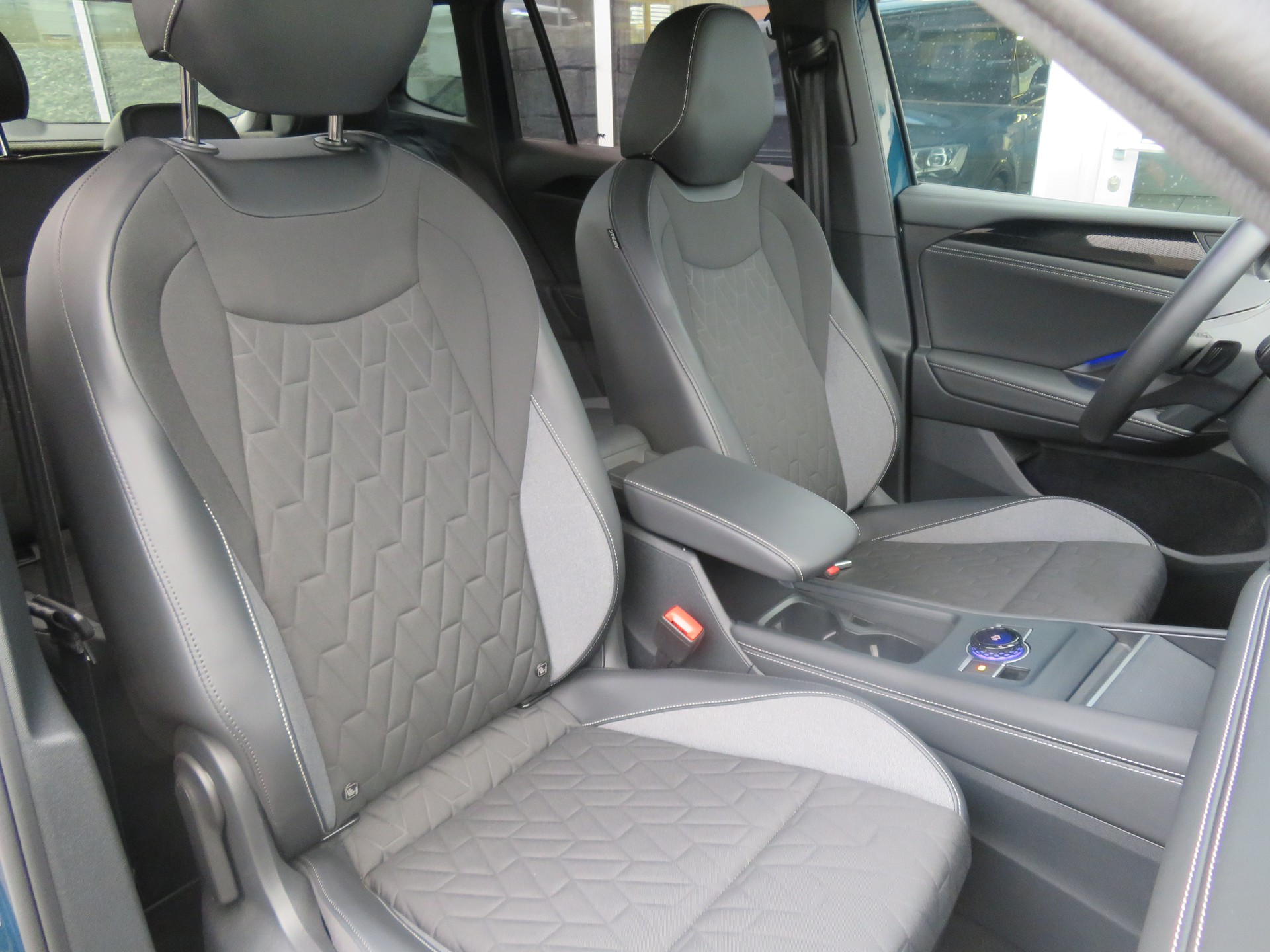 VW Tiguan 1.5 TSI evo2 mHEV Life "GOAL" DSG-image-12