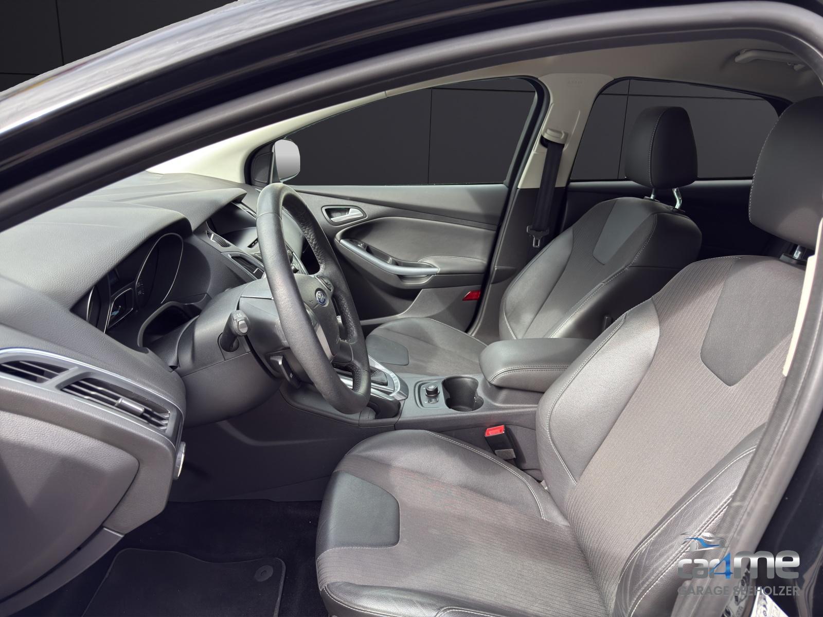 FORD Focus 1.6i EcoB SCTi 182 Titanium-image-9