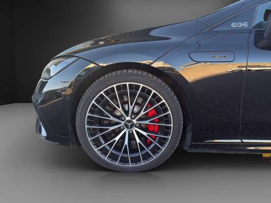 MERCEDES-BENZ EQE 43 AMG 4 Matic-image-4