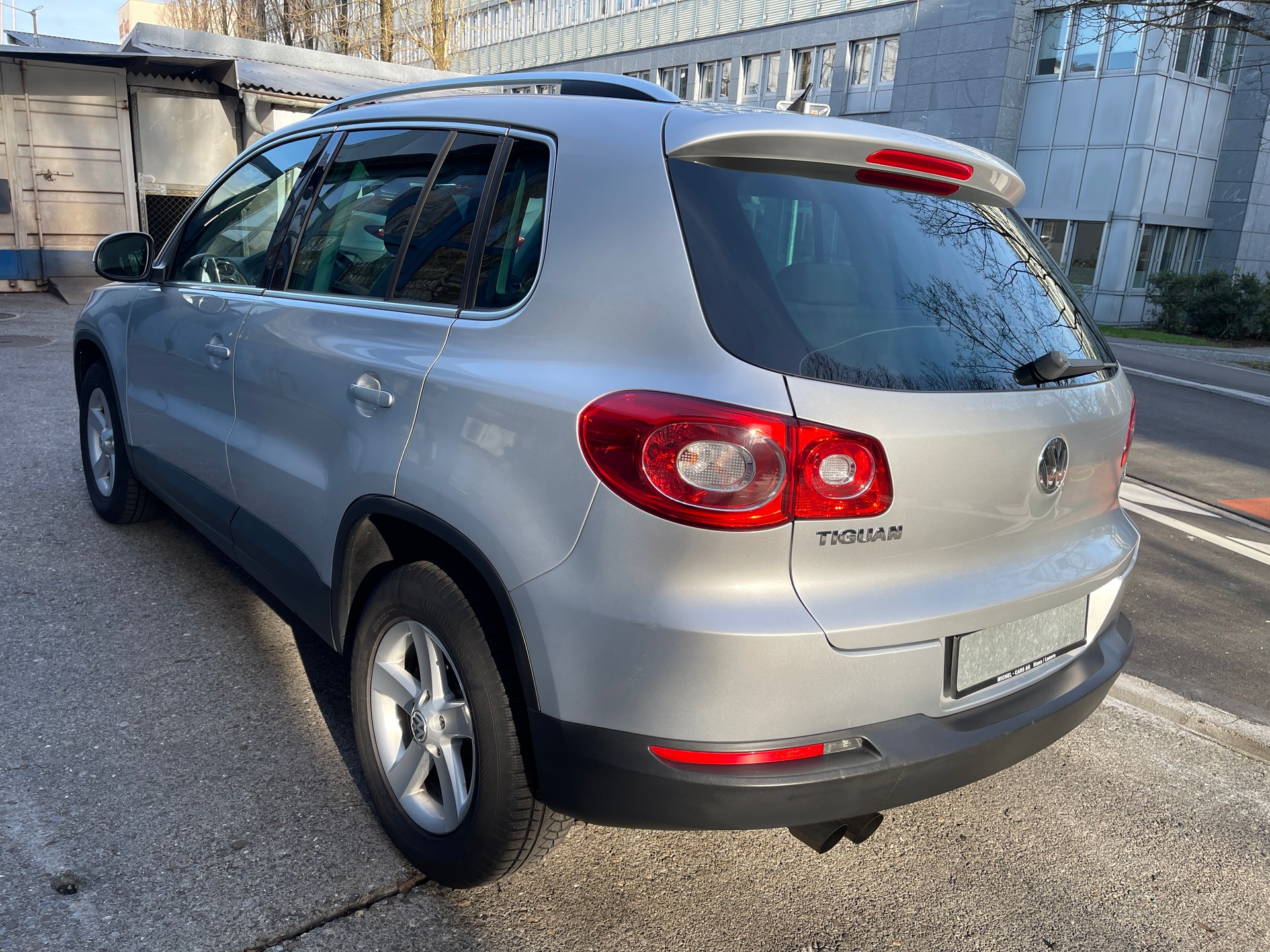 VW Tiguan 1.4 TSI Sport&Style-image-3