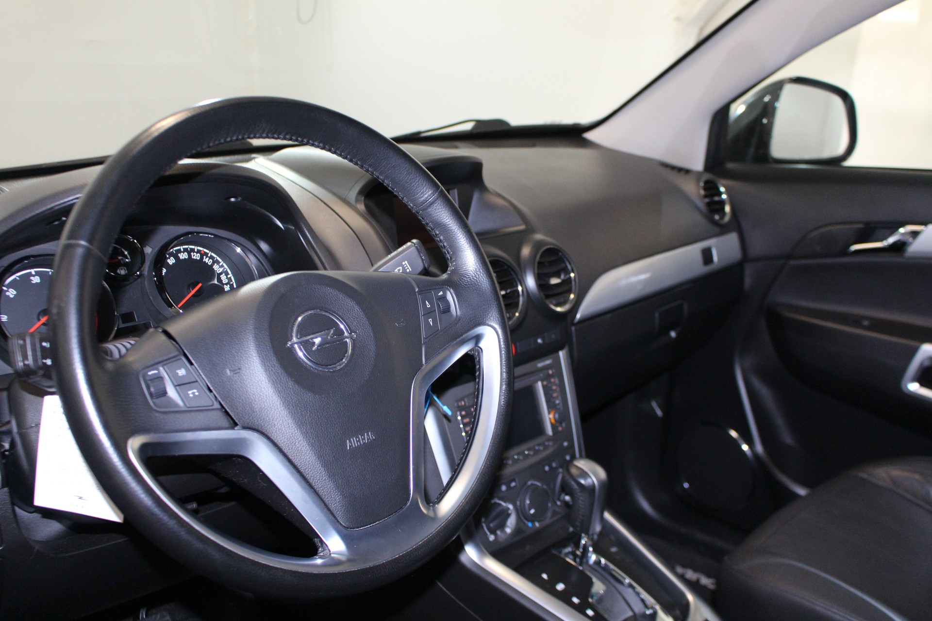 OPEL Antara 2.2 CDTI ecoT Cosmo-image-11