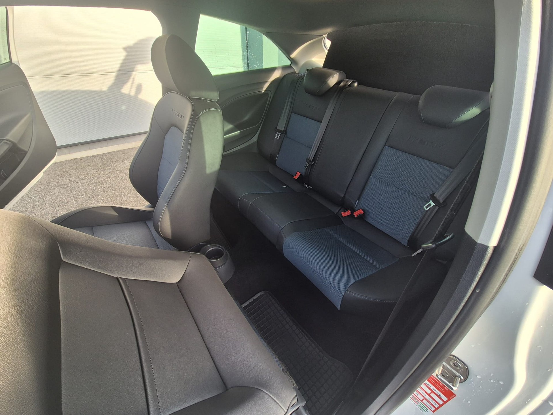 SEAT Ibiza SC 1.2 TSI FR Viva Stopp-Start-image-9