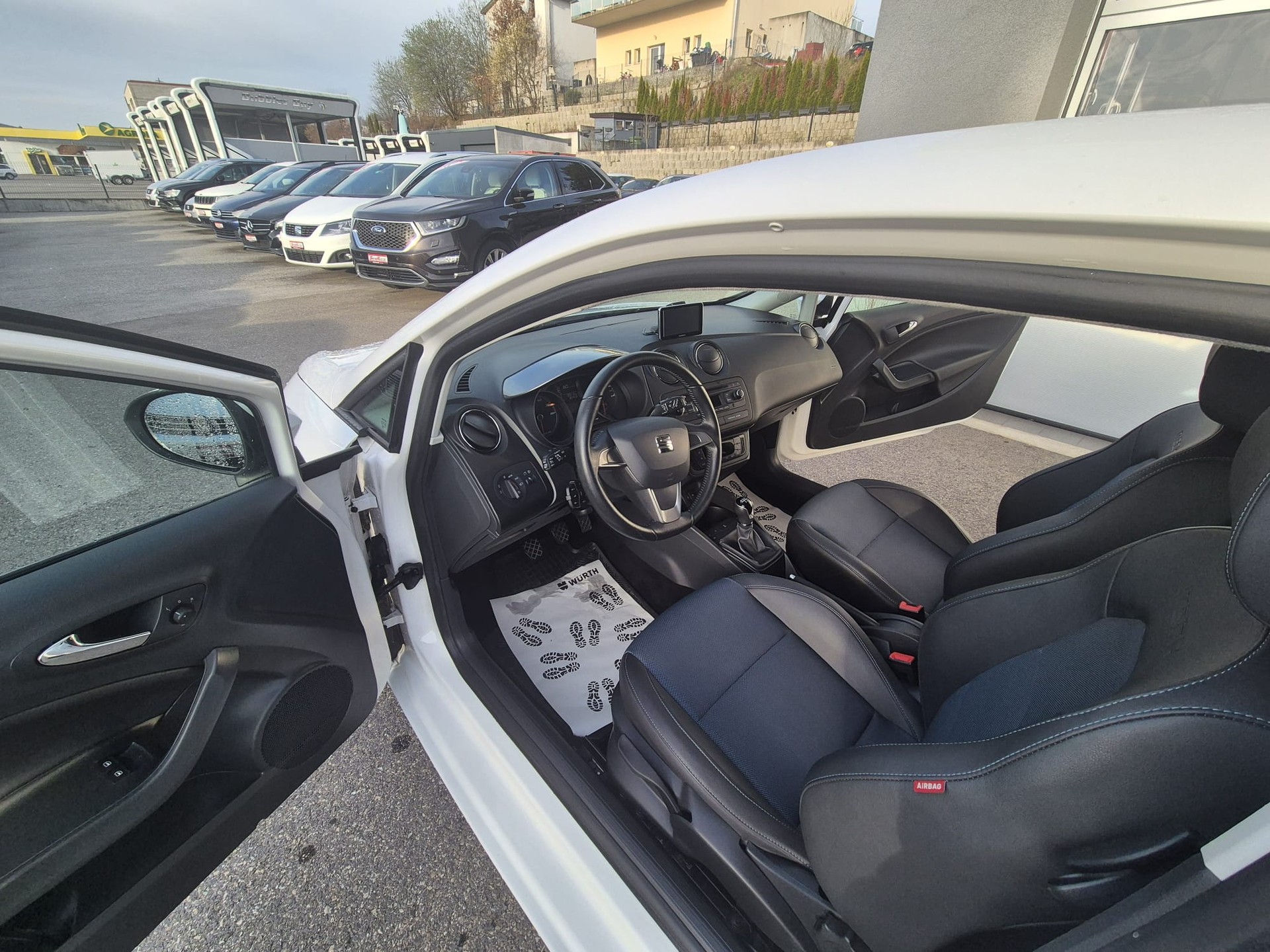 SEAT Ibiza SC 1.2 TSI FR Viva Stopp-Start-image-6