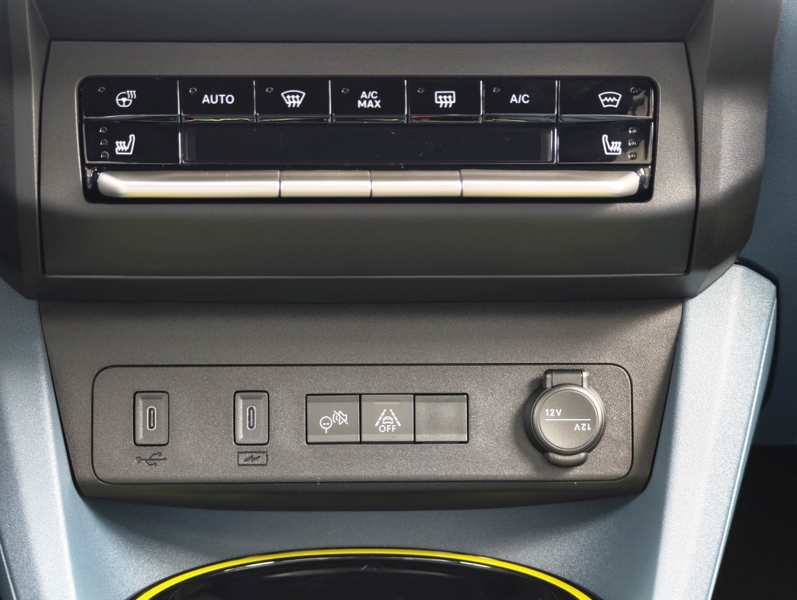 FIAT Grande Panda 1.2 Hybrid La Prima * Winterpaket-image-8