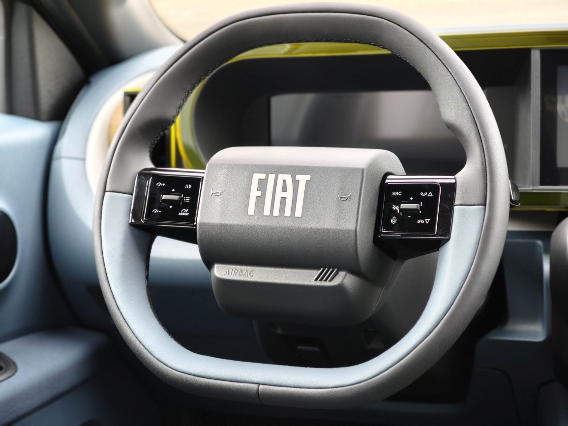 FIAT Grande Panda 1.2 Hybrid La Prima * Winterpaket-image-15