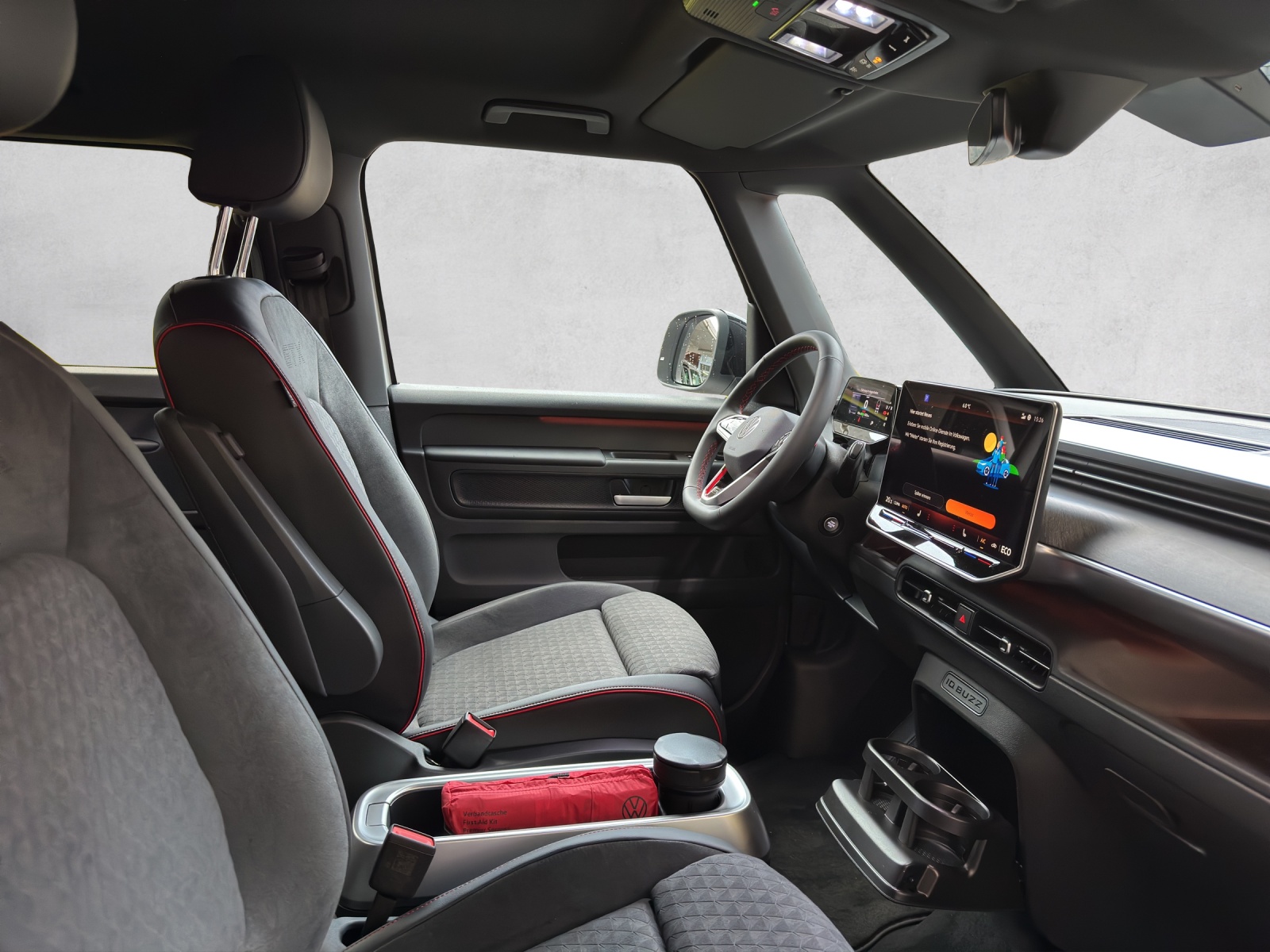 VW ID.Buzz LWB GTX 4 Motion-image-9