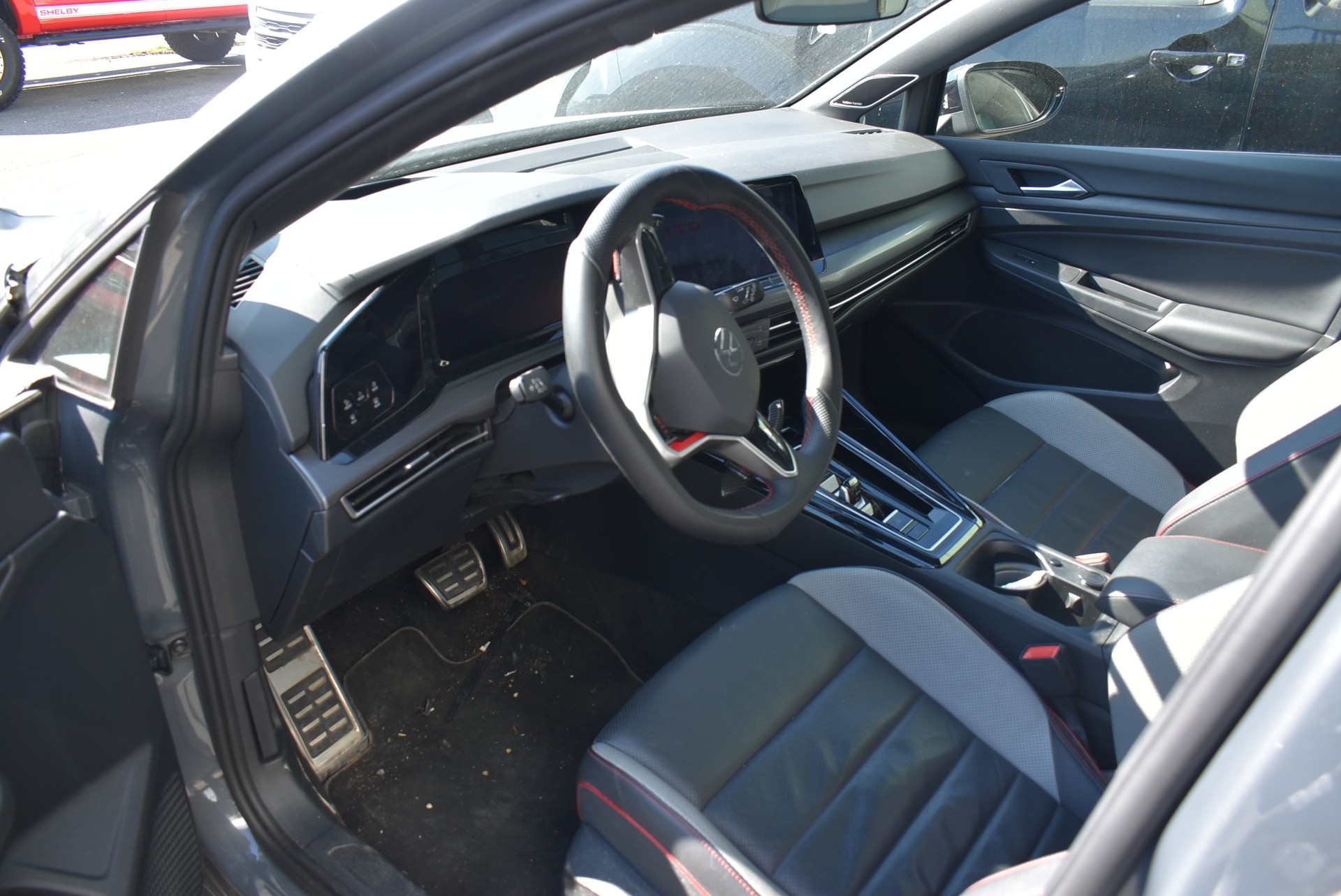 VW Golf 2.0 TSI GTI Clubsport DSG-image-2