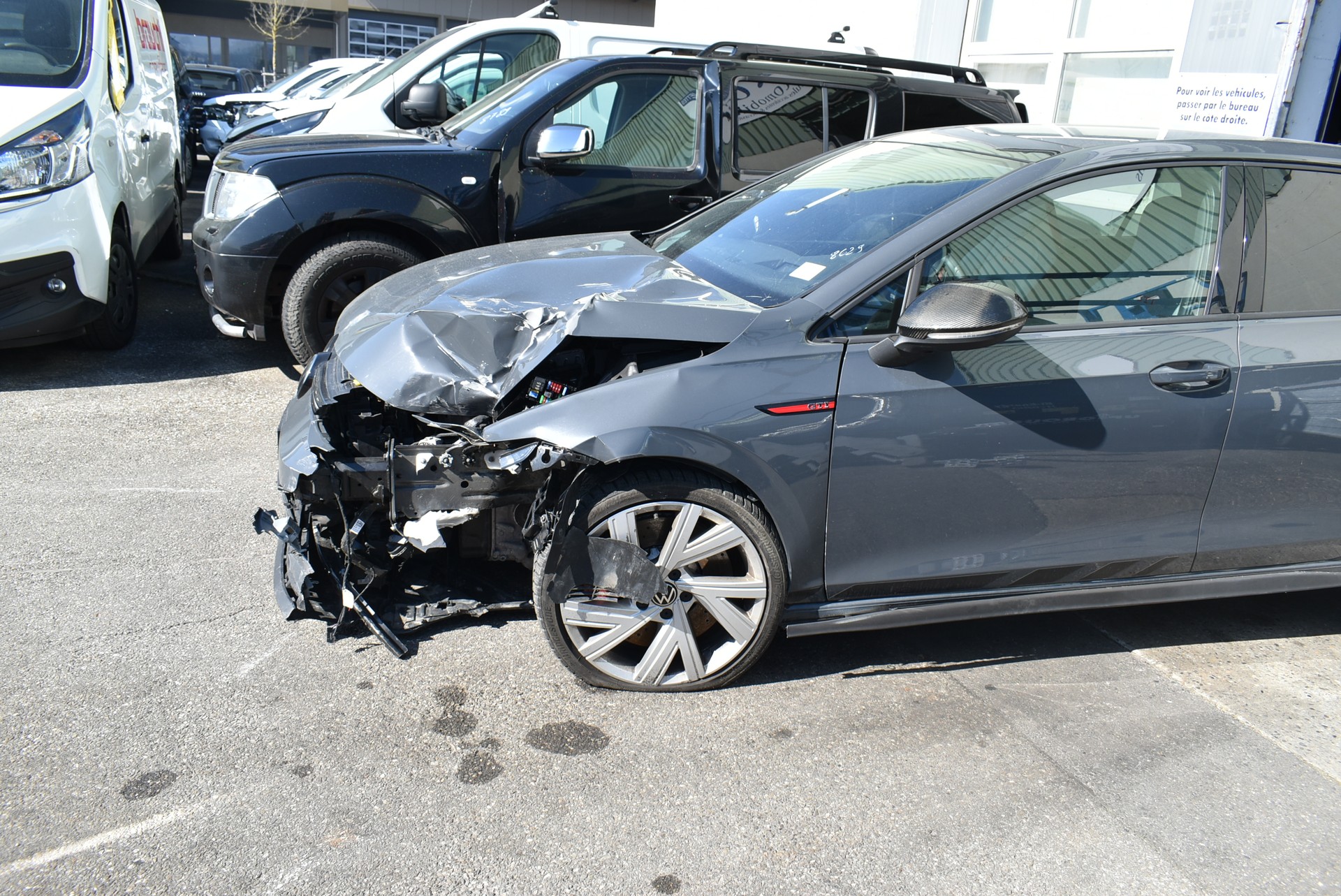 VW Golf 2.0 TSI GTI Clubsport DSG-image-8