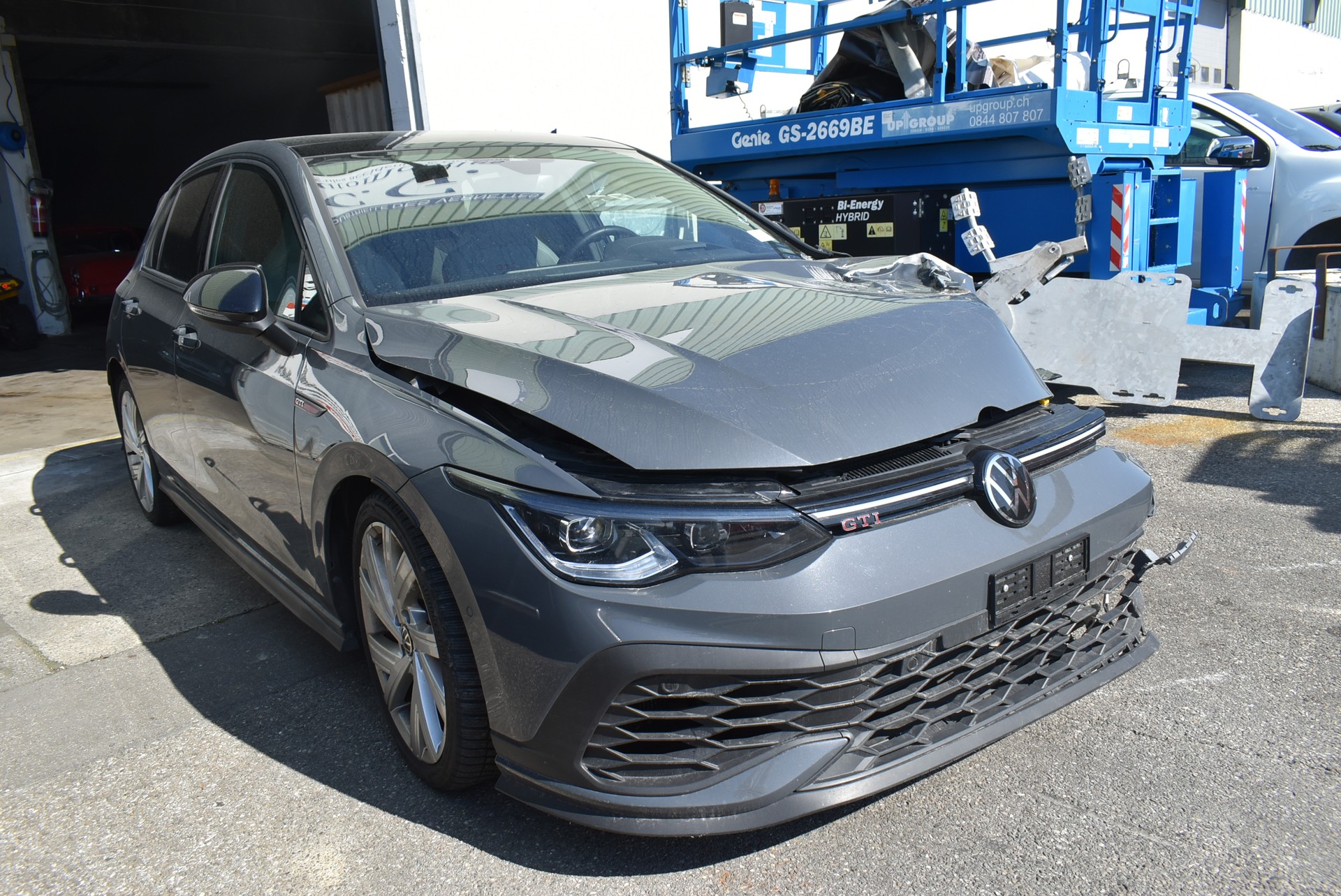 VW Golf 2.0 TSI GTI Clubsport DSG-image-6