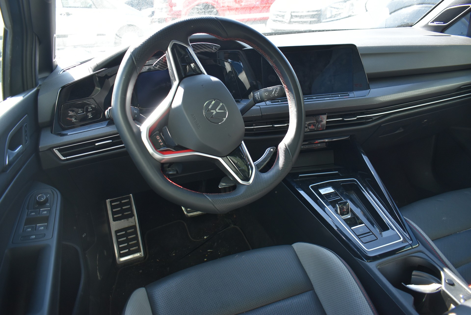 VW Golf 2.0 TSI GTI Clubsport DSG-image-4