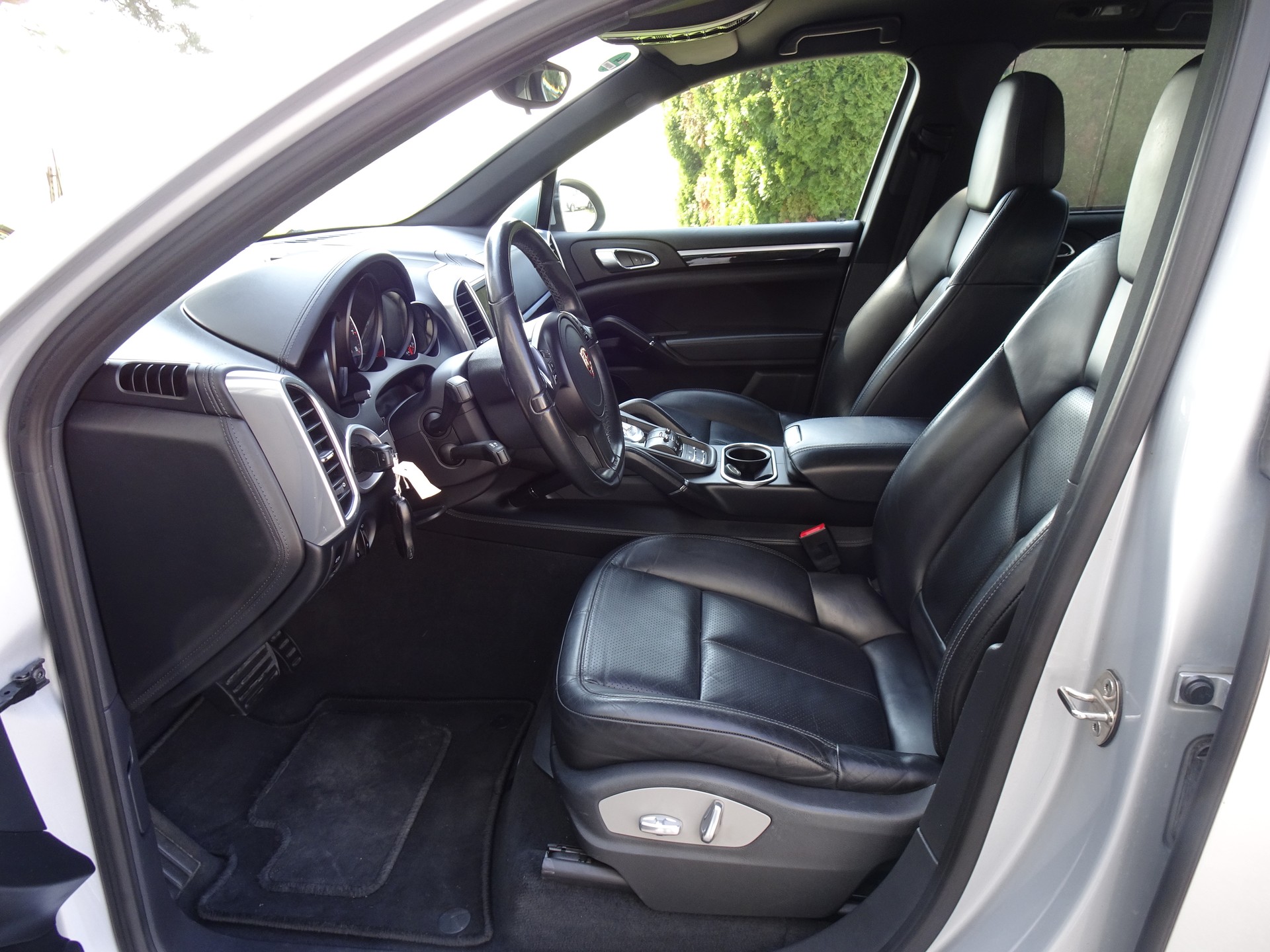PORSCHE Cayenne Tiptronic-image-6