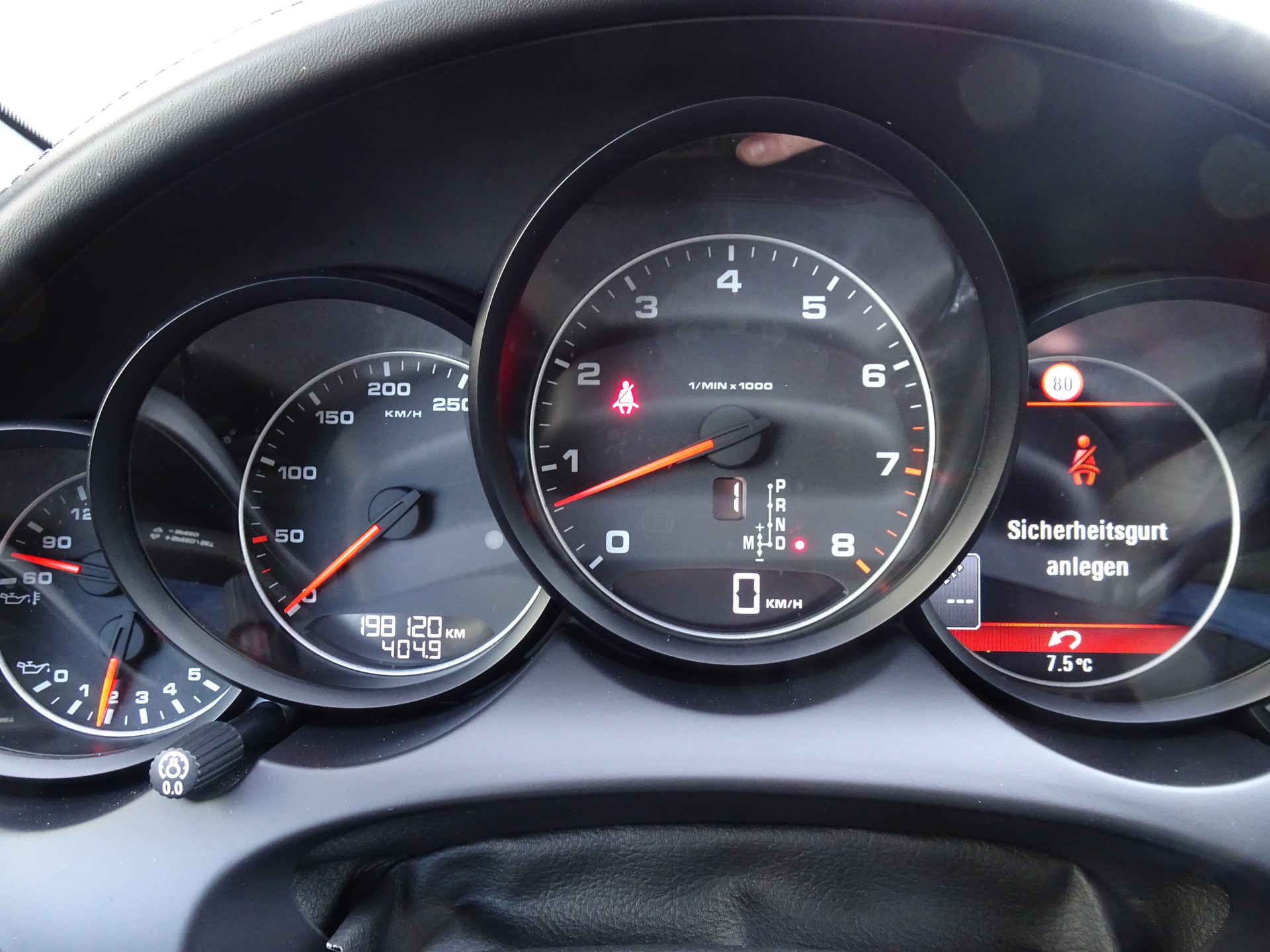 PORSCHE Cayenne Tiptronic-image-12