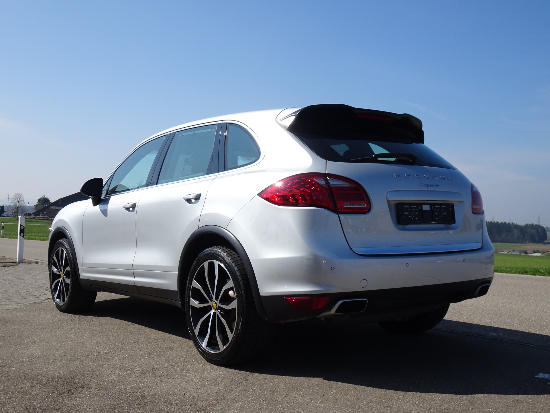 PORSCHE Cayenne Tiptronic-image-2