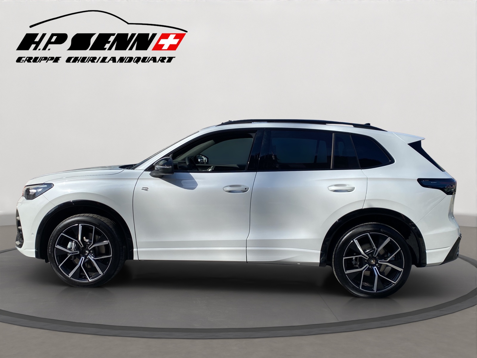 VW Tiguan 2.0 TSI DSG R-Line Plus 4Motion-showroom-element-1