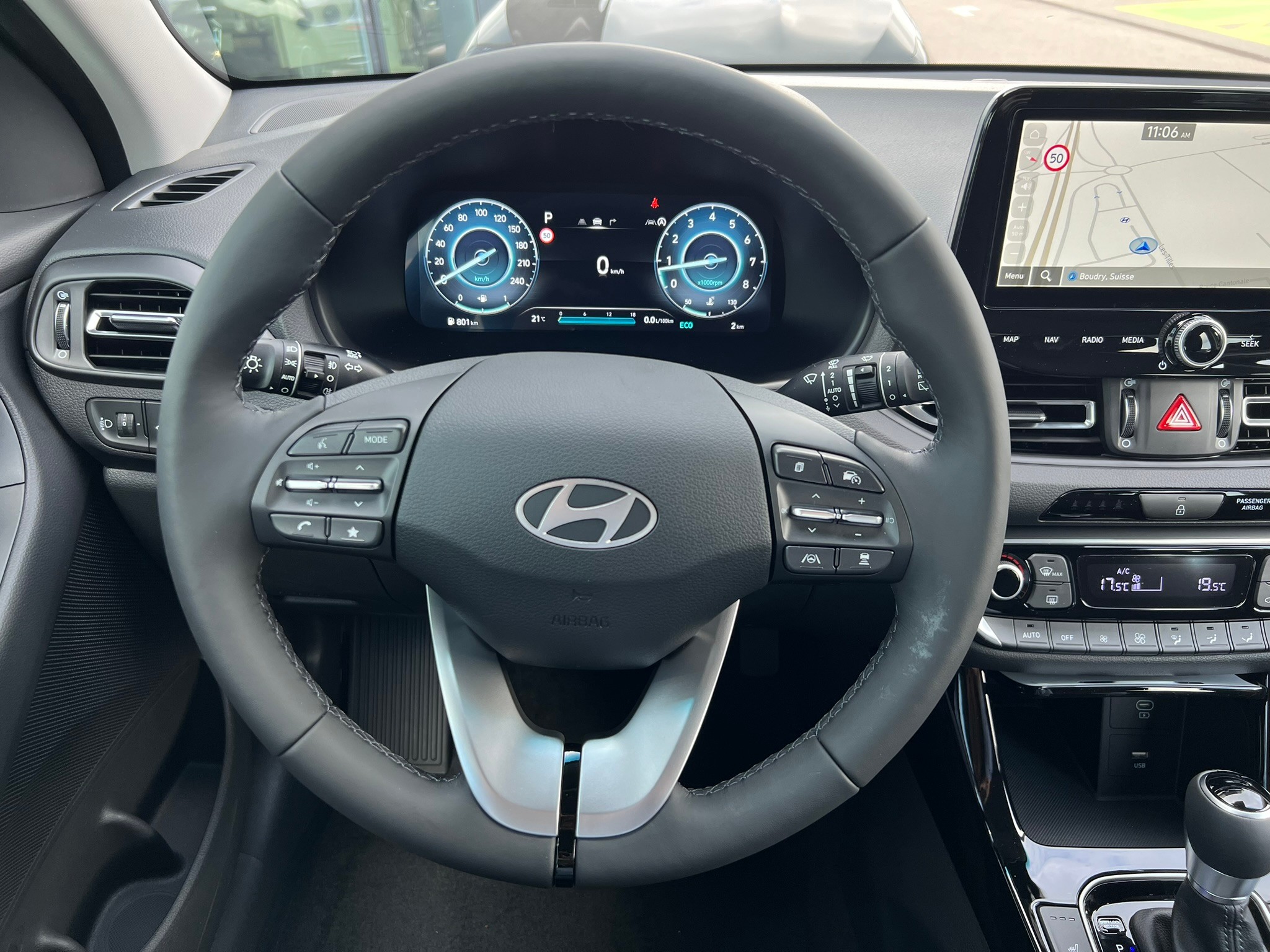 Image HYUNDAI I30 i30 1.5 T-GDi Amplia 48V MH DCT