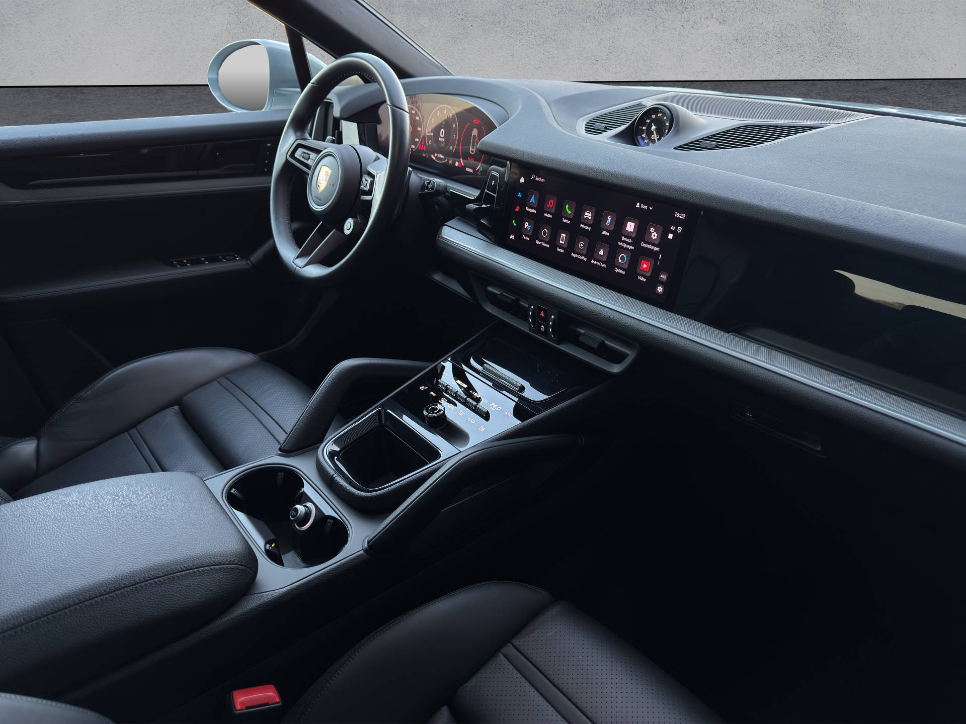PORSCHE Cayenne Coupé-image-7