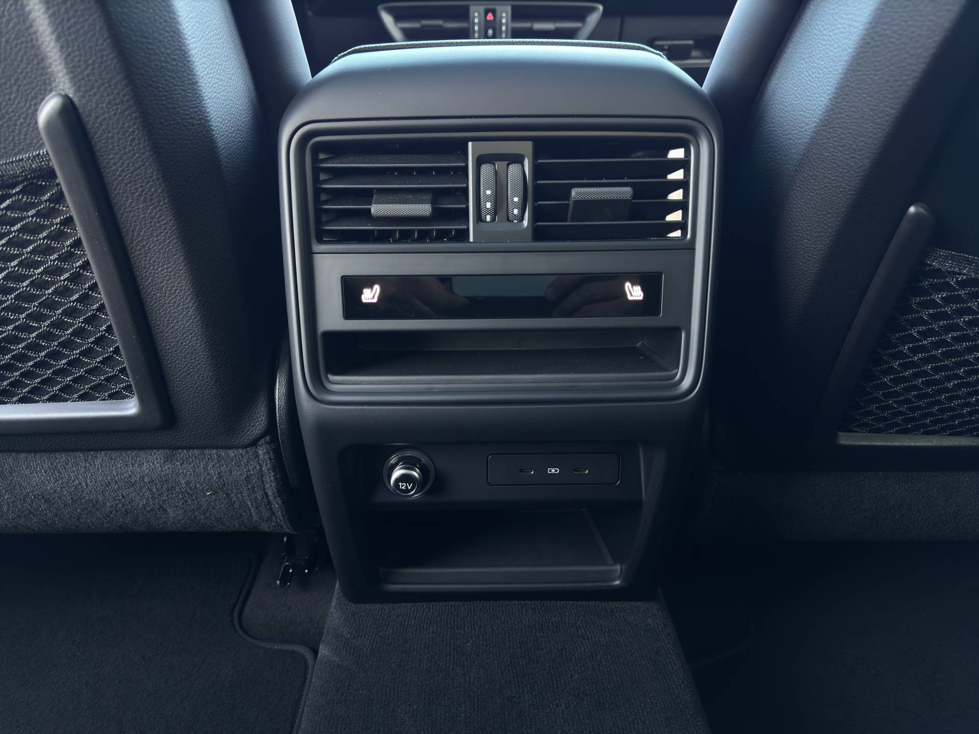 PORSCHE Cayenne Coupé-image-11
