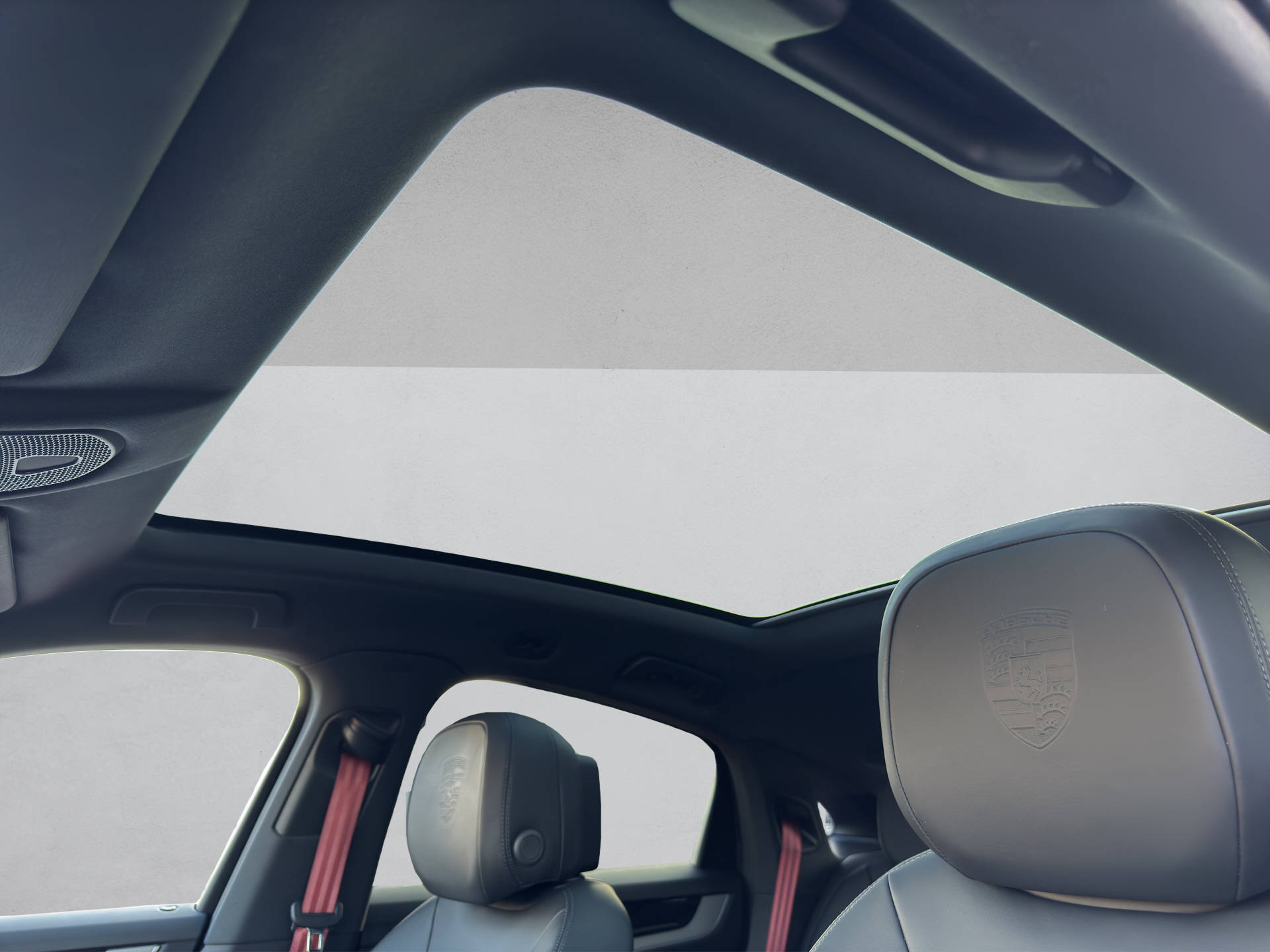 PORSCHE Cayenne Coupé-image-13