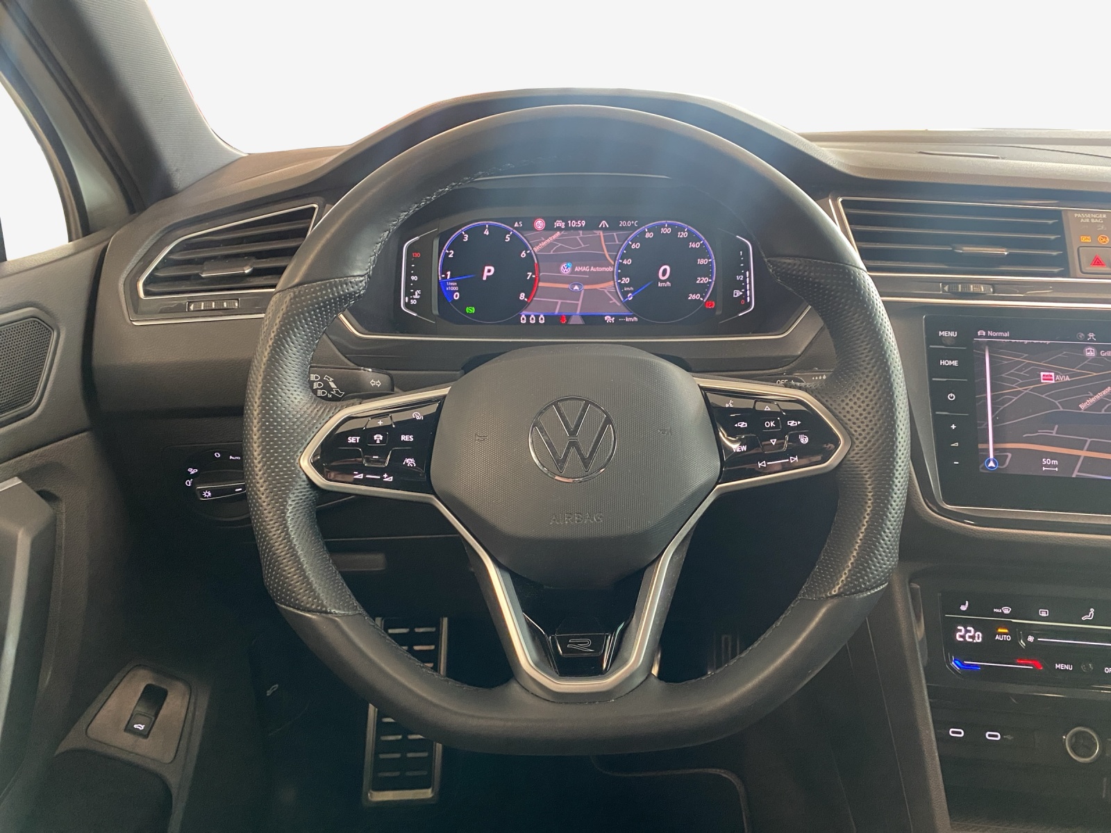 VW Tiguan 2.0TSI R-Line 4Motion DSG-image-9