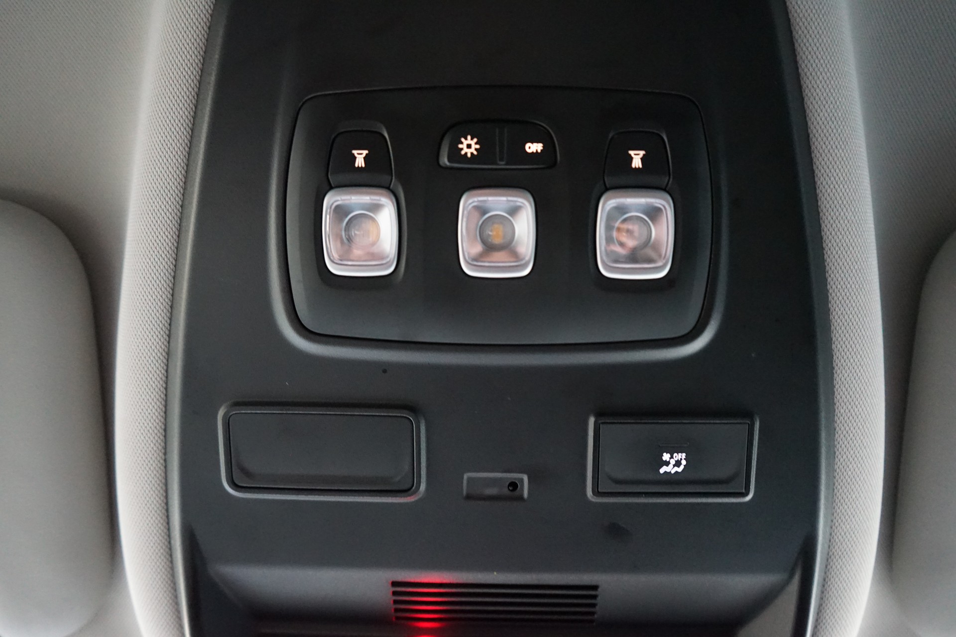 RENAULT Trafic Blue dCi 170 Grand Spaceclass Pack Signature EDC-image-23