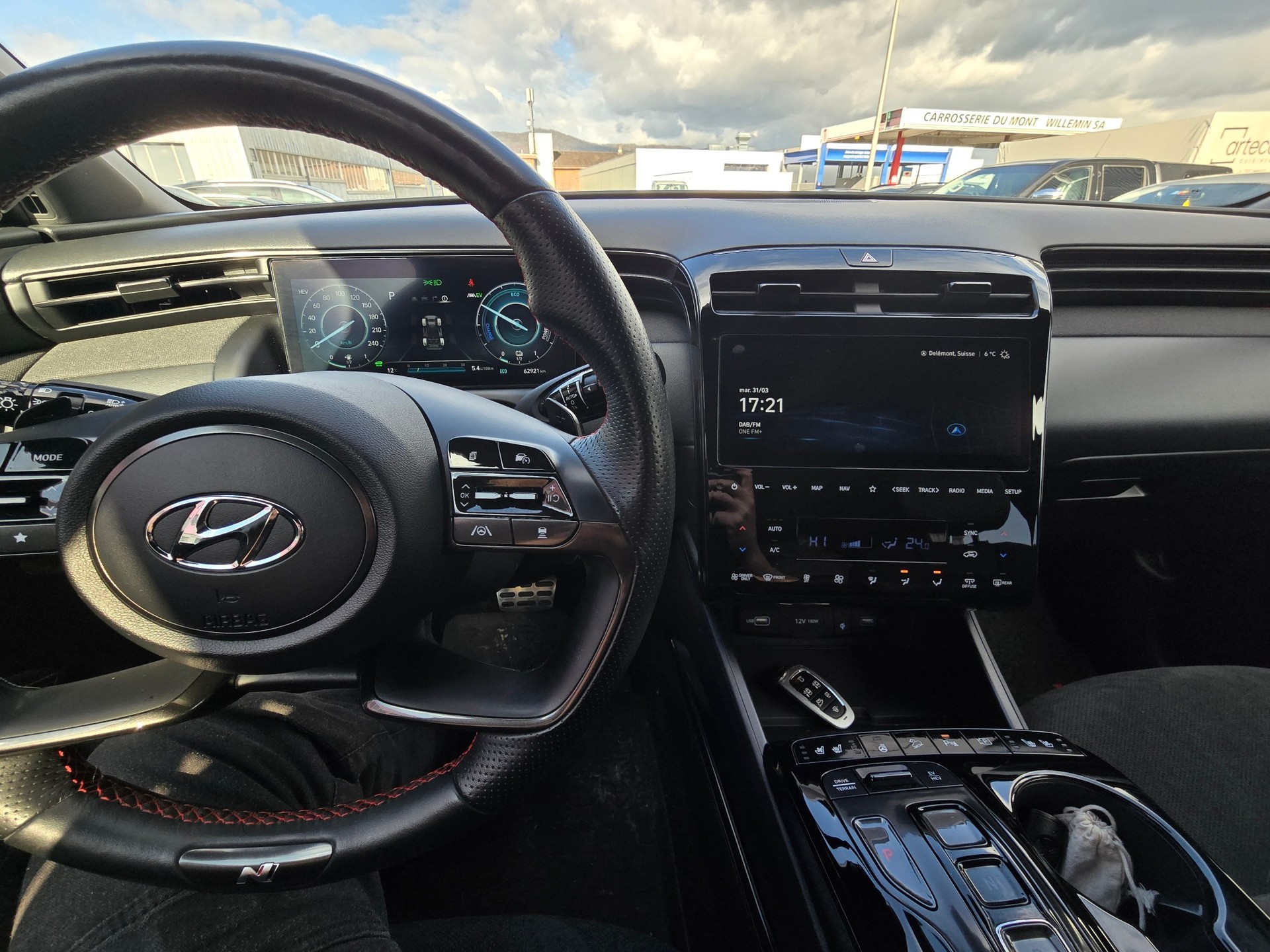 HYUNDAI Tucson 1.6 TGDI PHEV N Line LUX pack 4WD-image-5