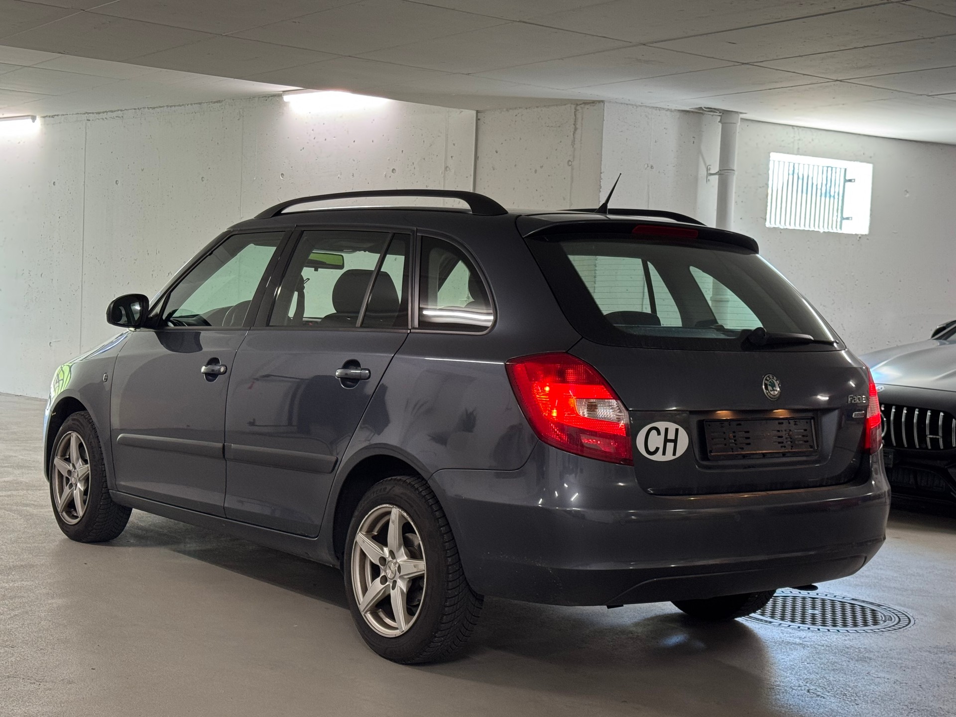 SKODA Fabia 1.2 TSI Elegance DSG-image-4