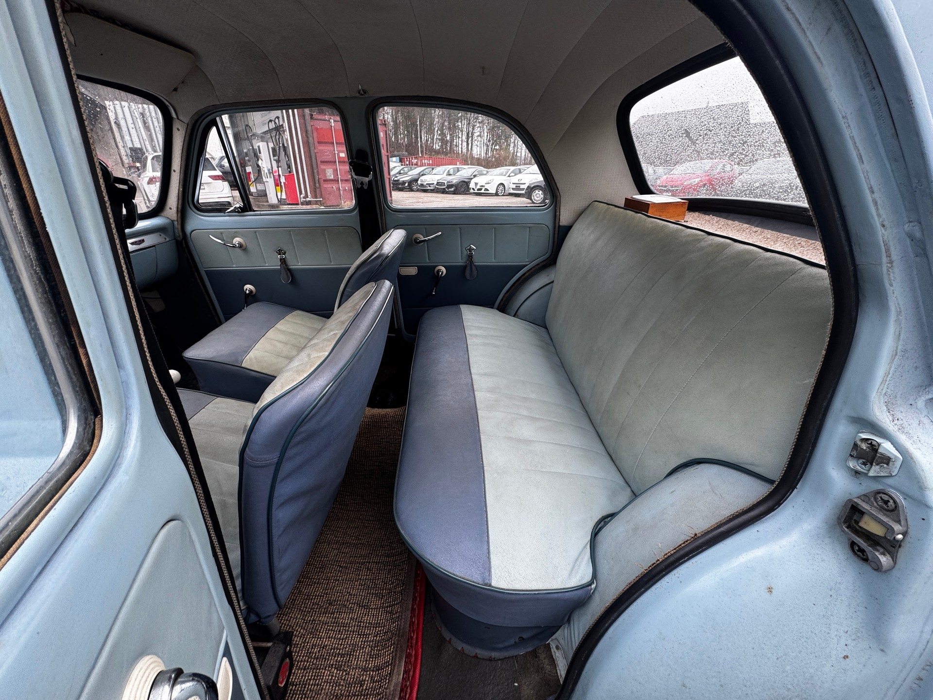 FORD Prefect 101E-image-10