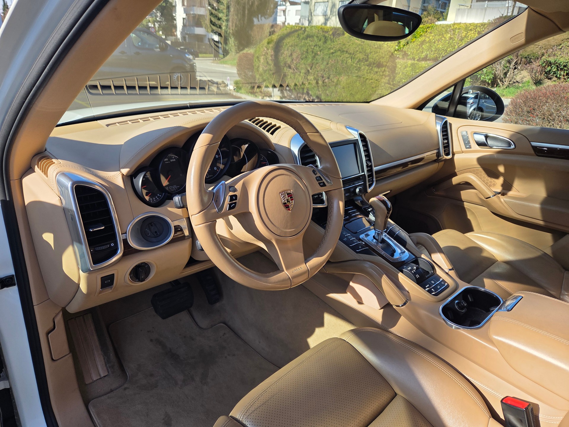 PORSCHE Cayenne Diesel-image-8