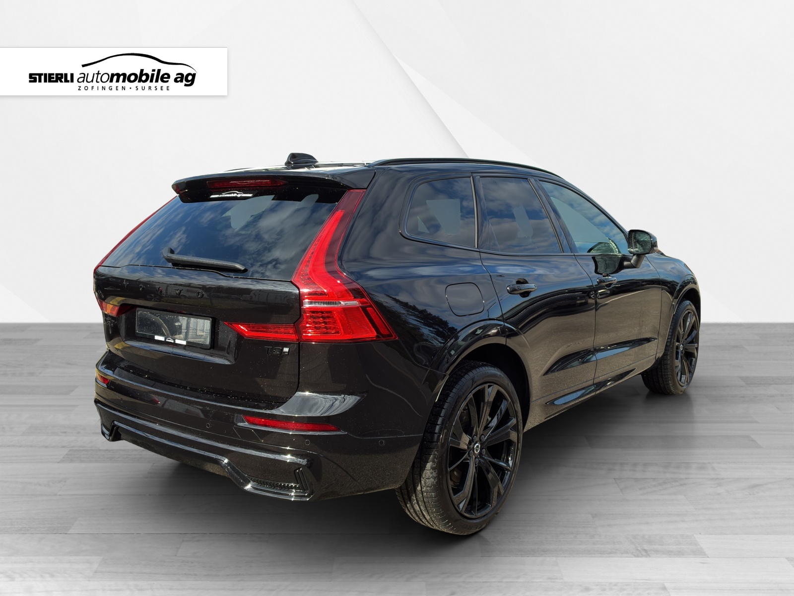 VOLVO XC60 2.0 T8 TE XCENTRIC Black Edition eAWD-image-4