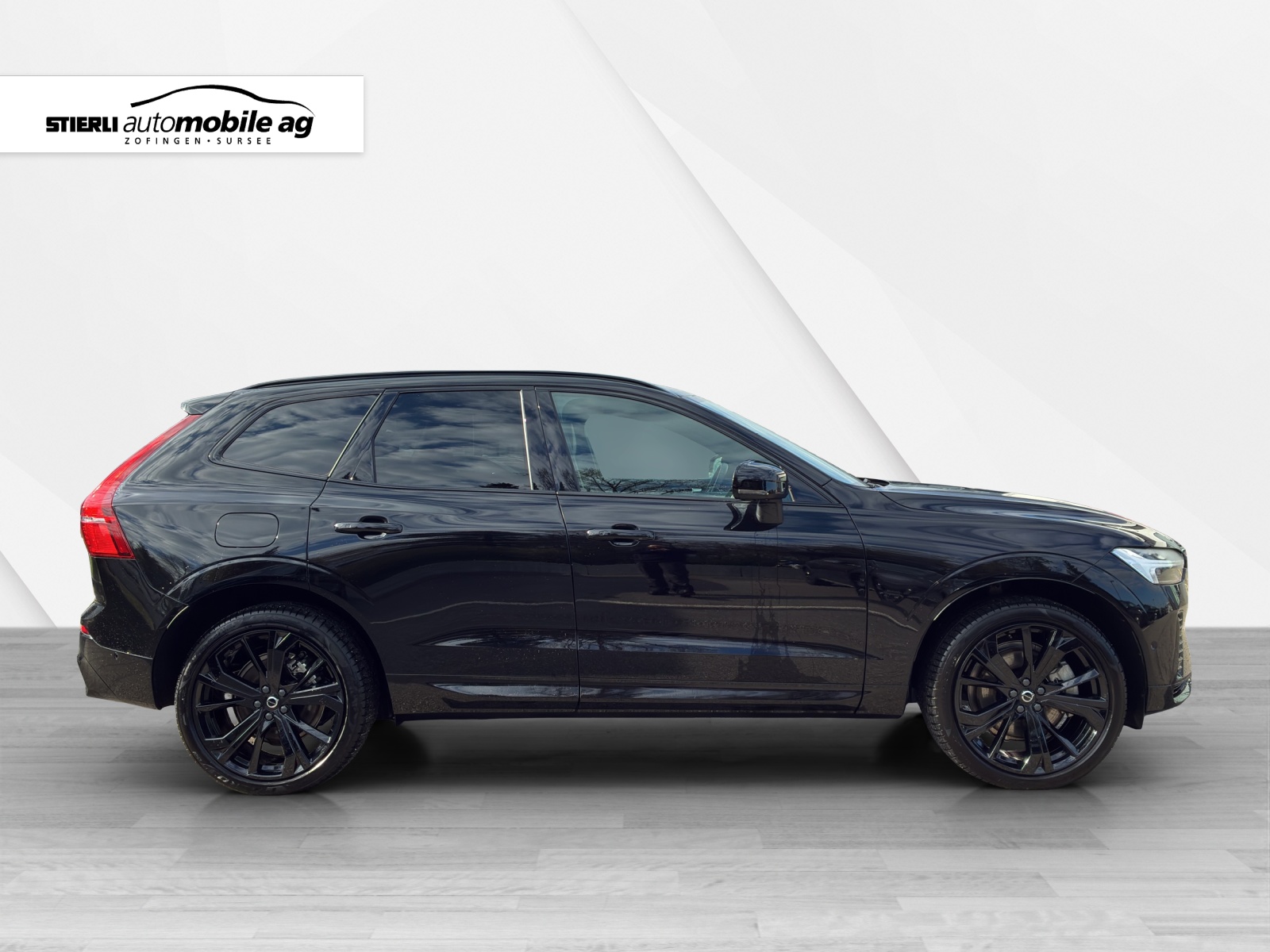 VOLVO XC60 2.0 T8 TE XCENTRIC Black Edition eAWD-showroom-element-3