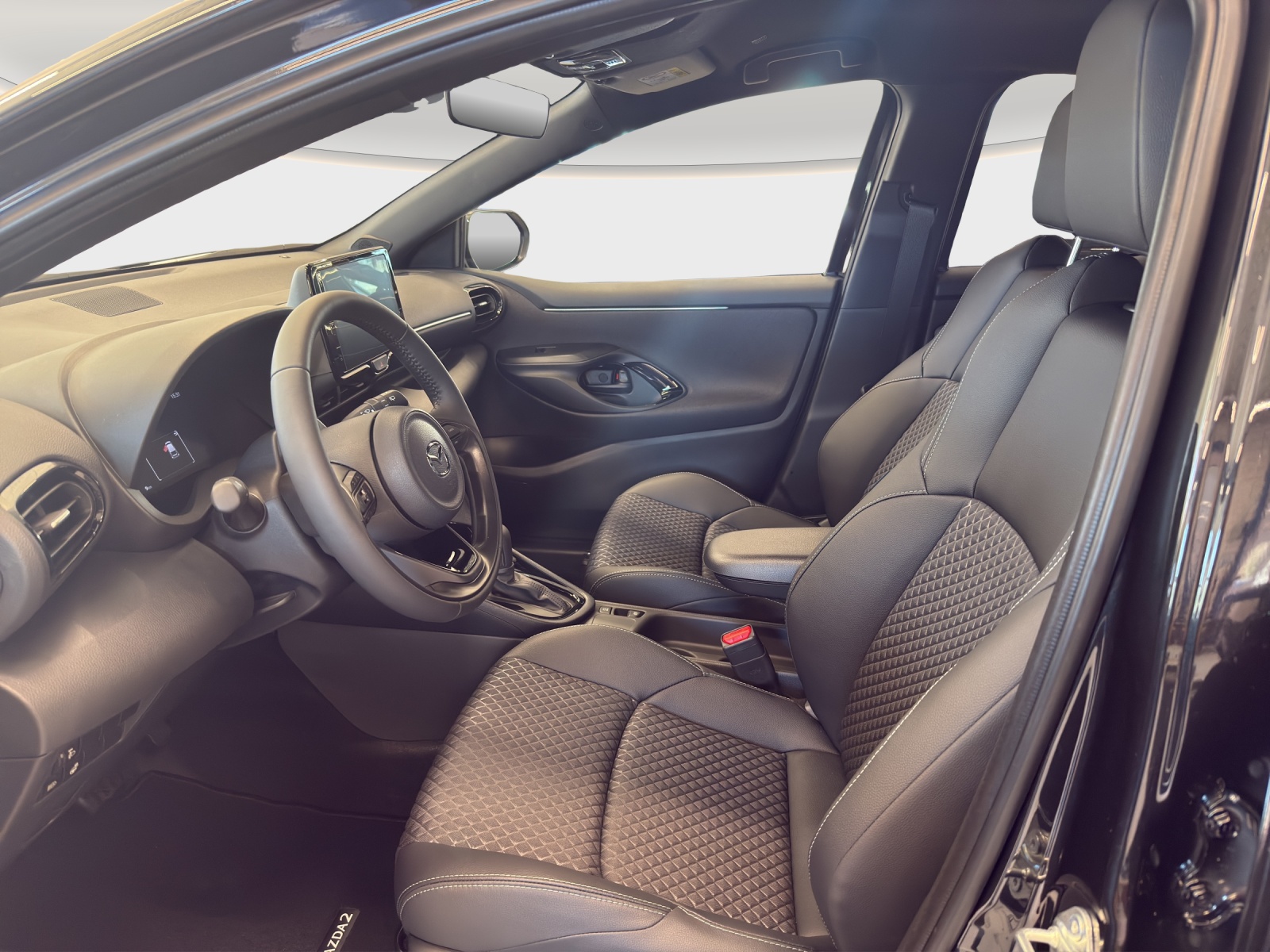 MAZDA 2 1.5 Hybrid Homura-image-10