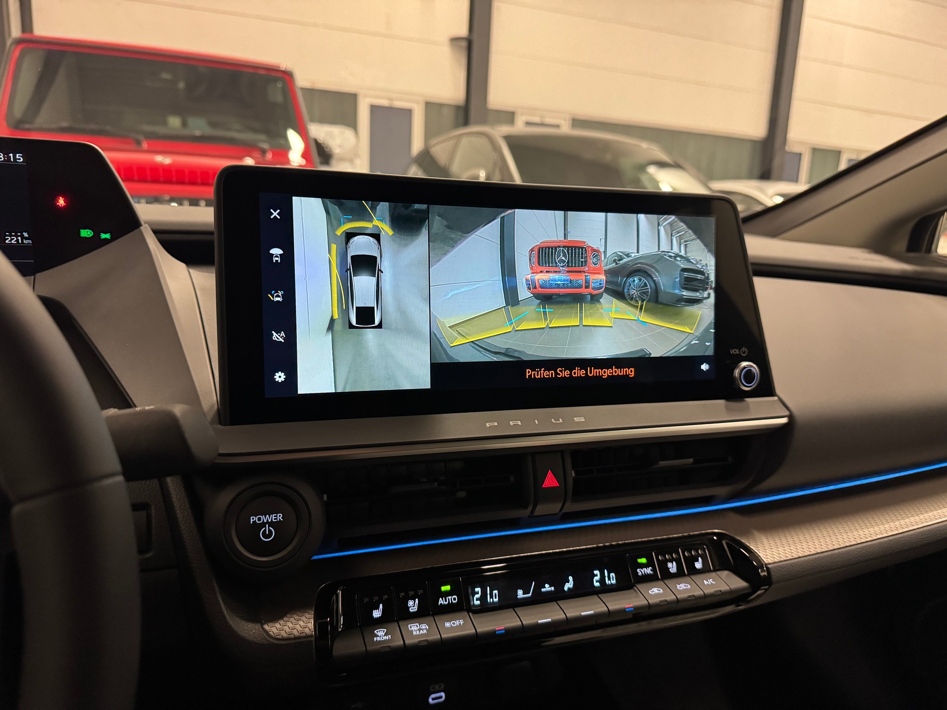 TOYOTA Prius 2,0 VVT-i Plug-in Hybrid Premium-image-24