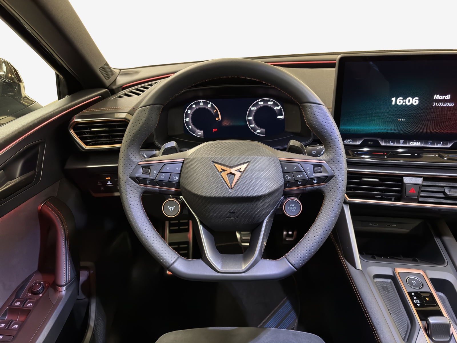 SEAT LEON ST 1.5 eTSI DSG-image-9