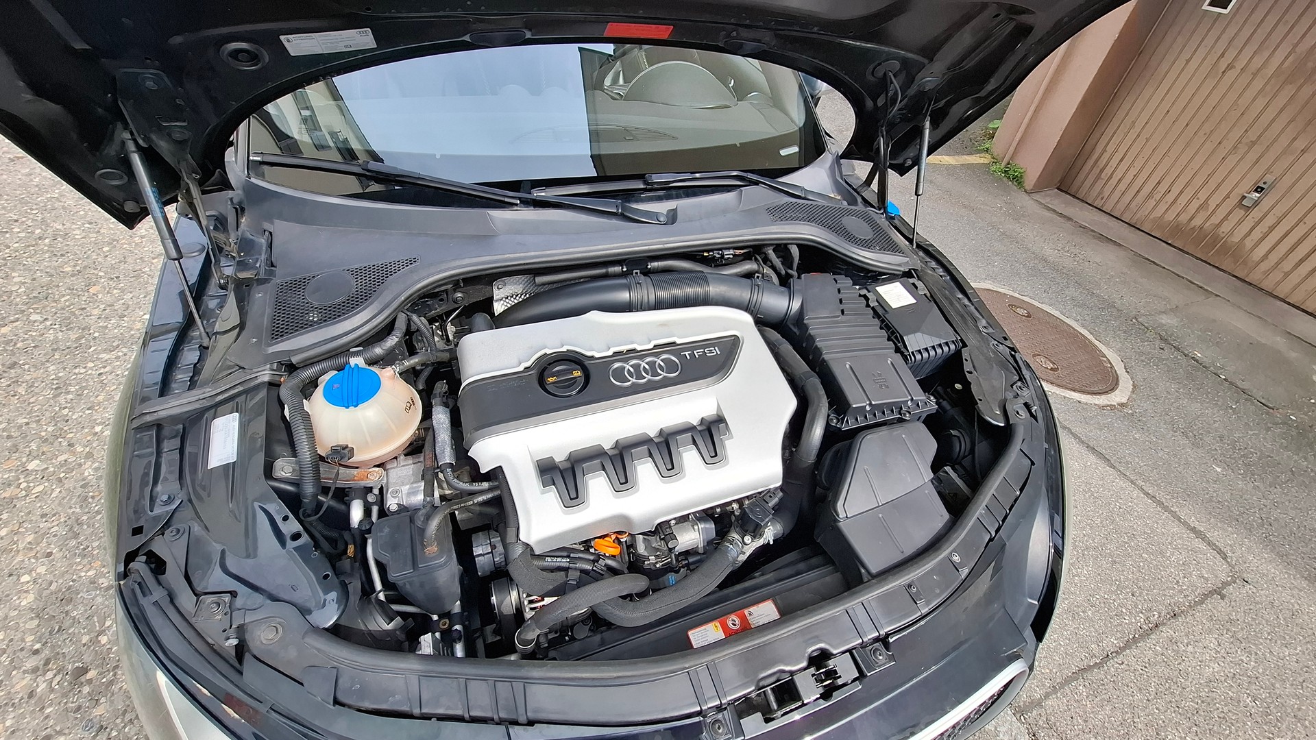 AUDI TTS Coupé 2.0 TFSI quattro S-tronic-image-5