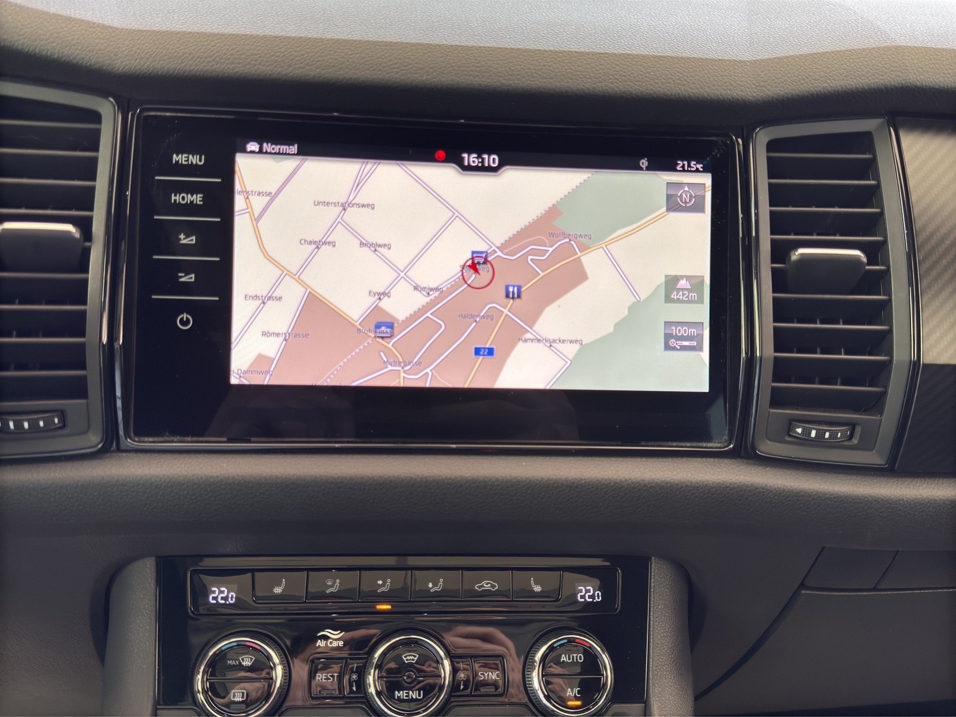 SKODA Kodiaq 2.0 TSI 4x4 Sport Line-image-12