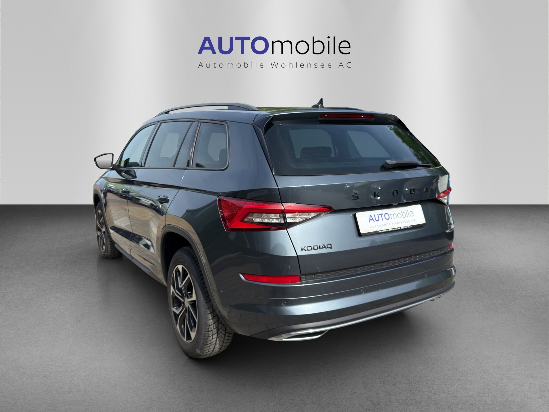 SKODA Kodiaq 2.0 TSI 4x4 Sport Line-image-6