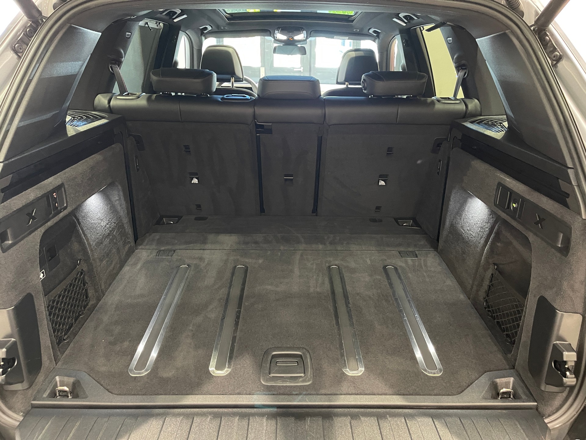 BMW X5 xDrive 48V M60i M Sport Pro Steptronic-image-15