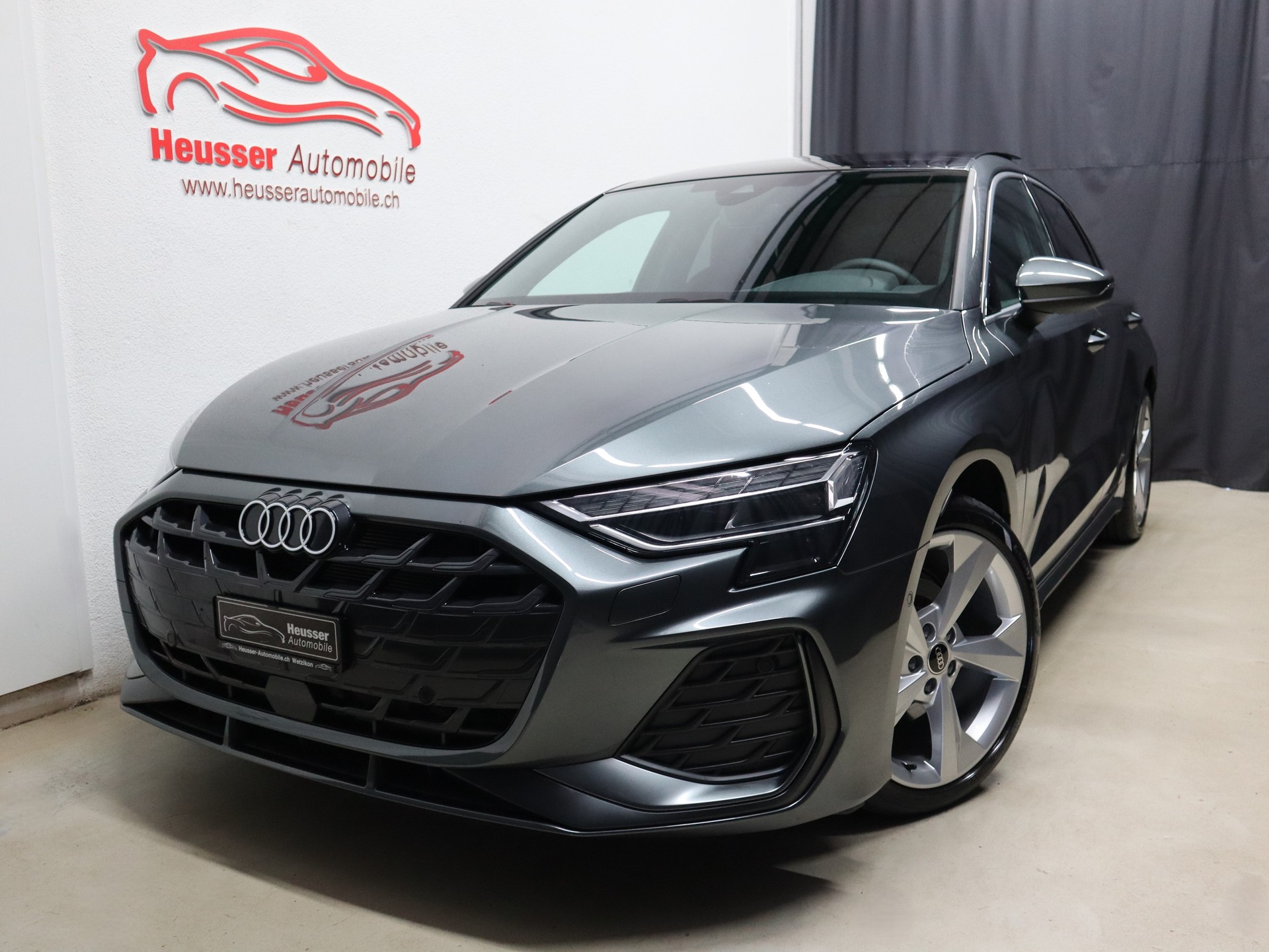 AUDI A3 Sportback 35 TFSI S Line S-tronic - Panorama - Matrix LED - Sportsitze - SONOS - Kamera - 150 PS